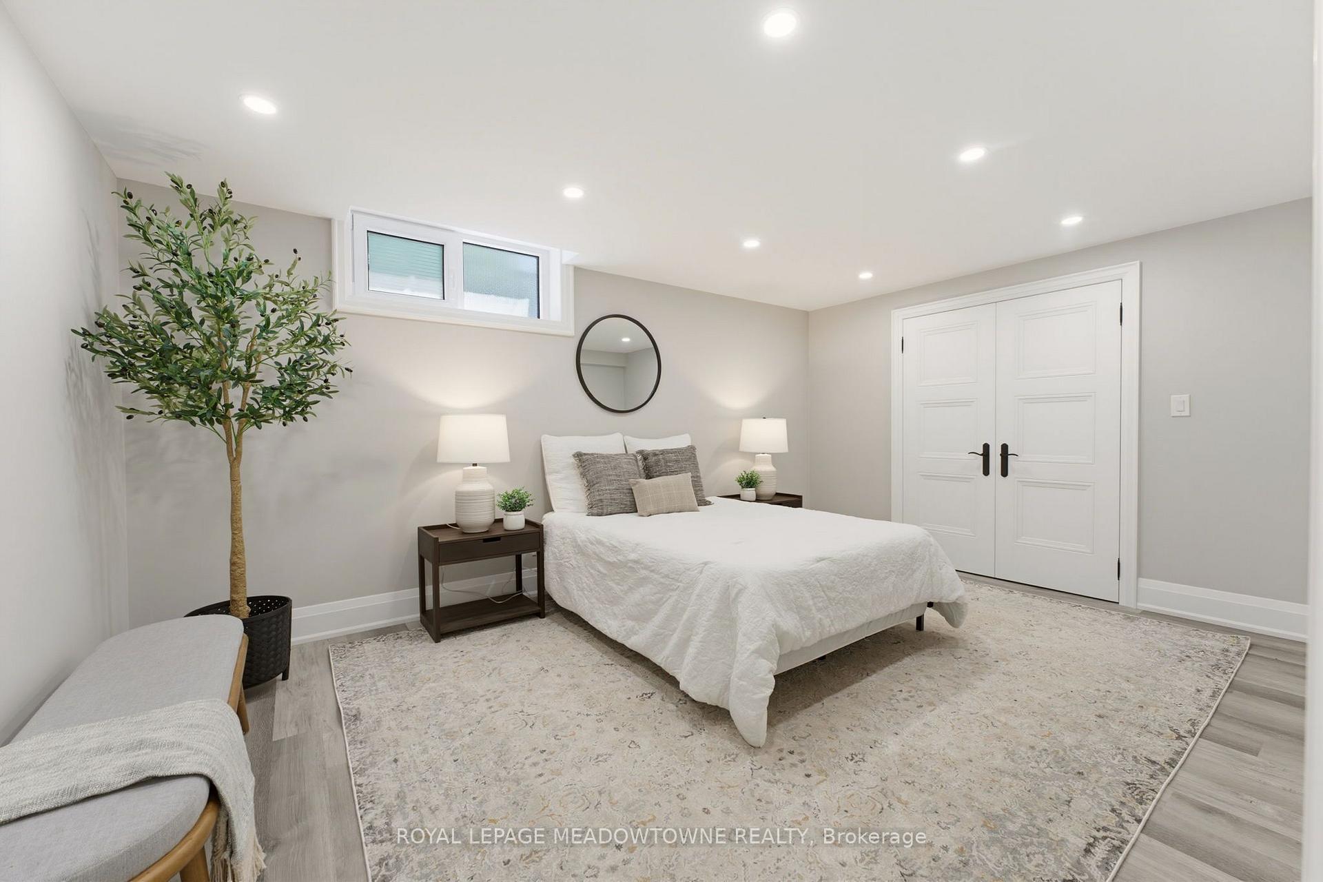 Photo 41 of 2269 Wuthering Heights Way, Oakville, Bronte Creek — HOMEH
