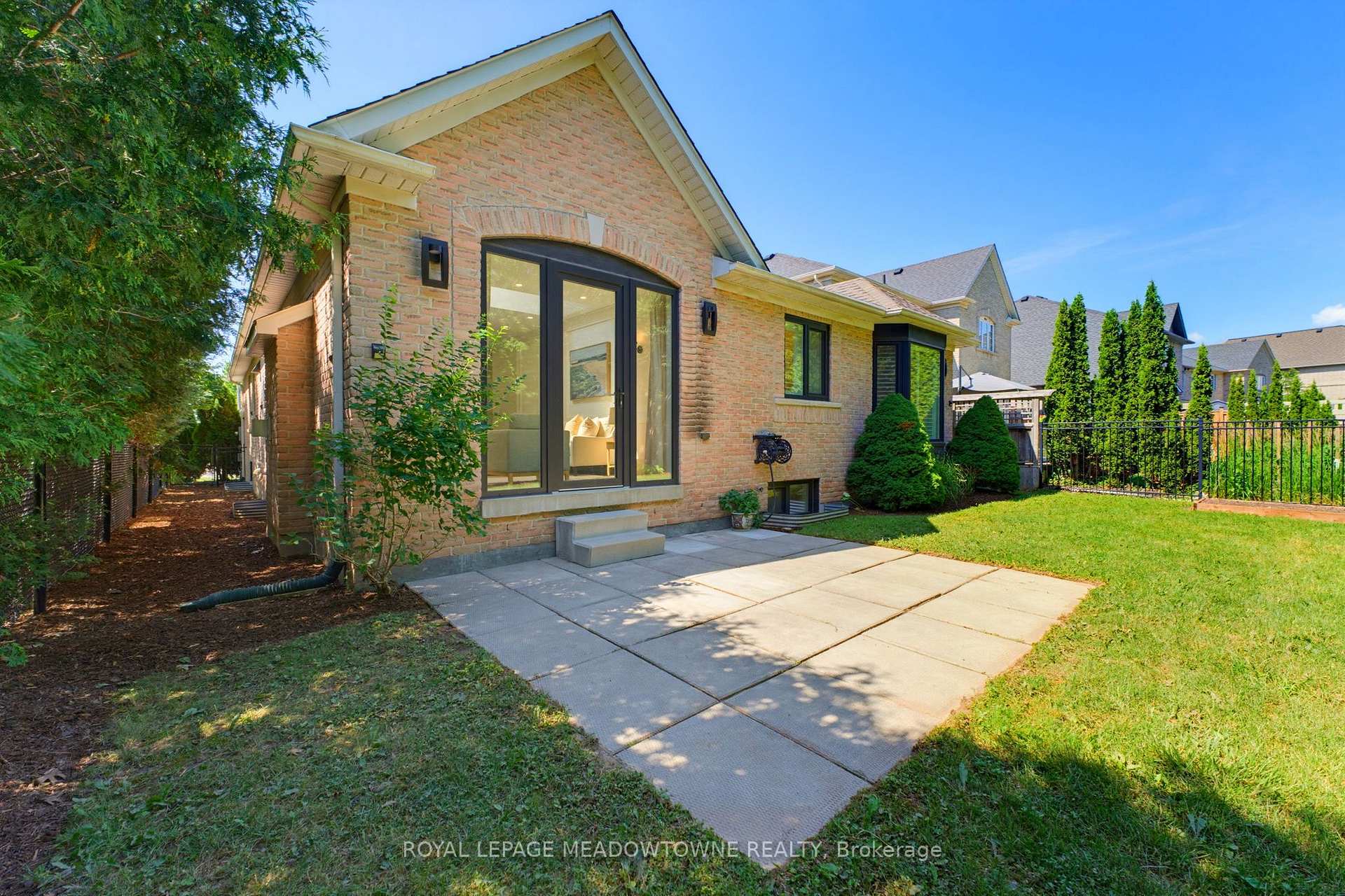 Photo 46 of 2269 Wuthering Heights Way, Oakville, Bronte Creek — HOMEH