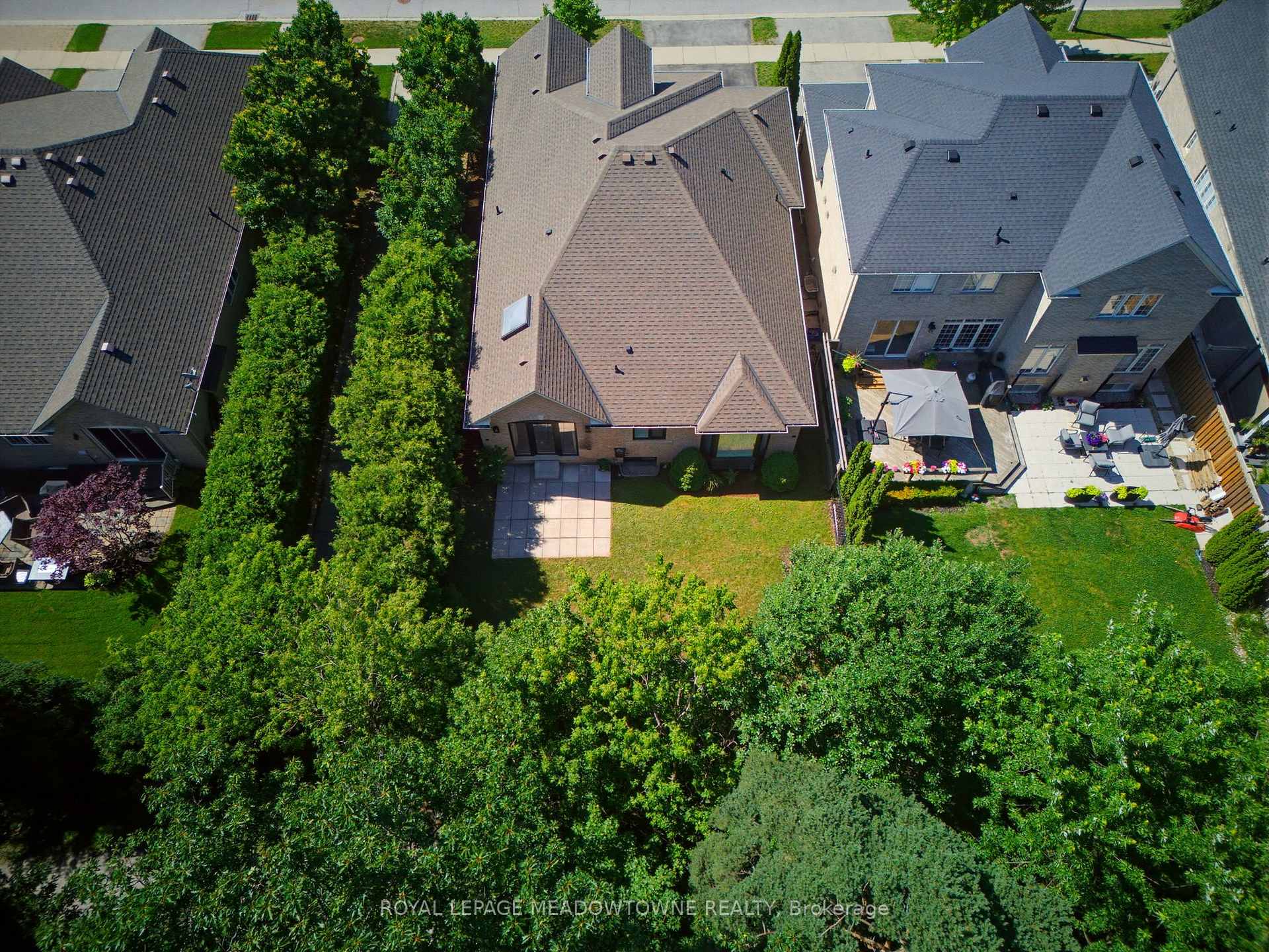 Photo 47 of 2269 Wuthering Heights Way, Oakville, Bronte Creek — HOMEH