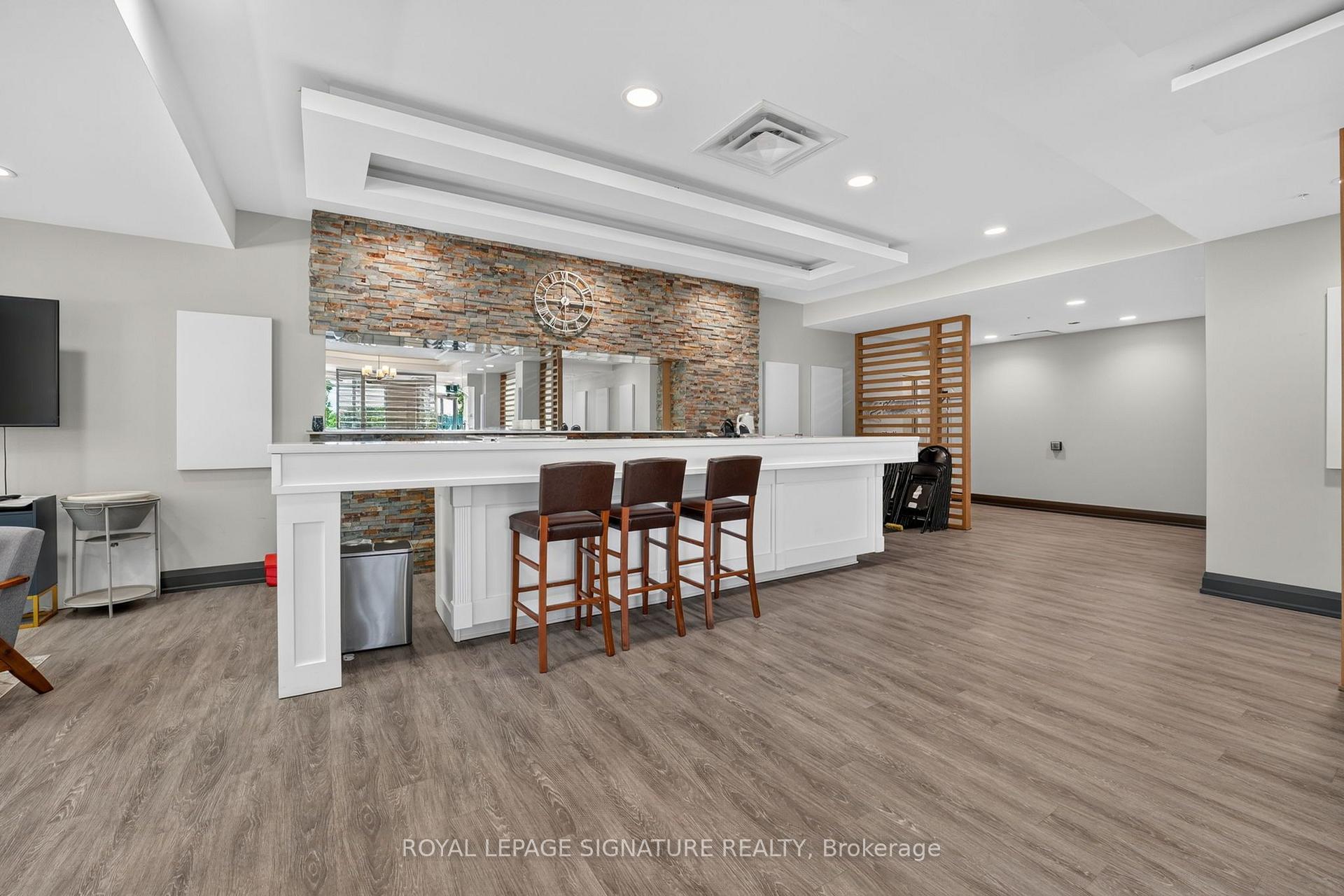 Photo 35 of Unit 605, 354 Atherley Road, Orillia — HOMEH