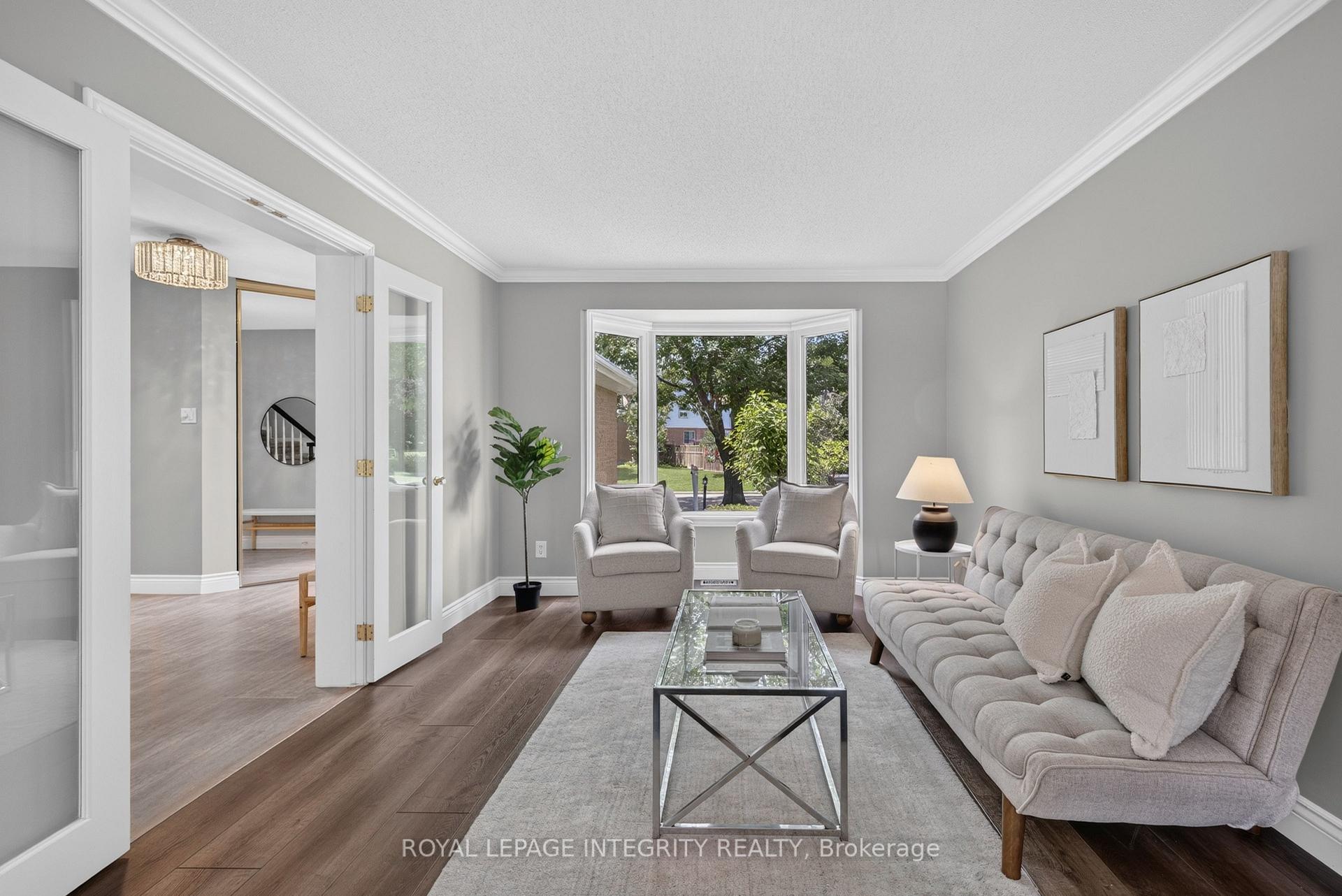 Photo 3 of 38 Pebble Creek Crescent, Ottawa, Kanata - Emerald Meadows/Trailwest — HOMEH