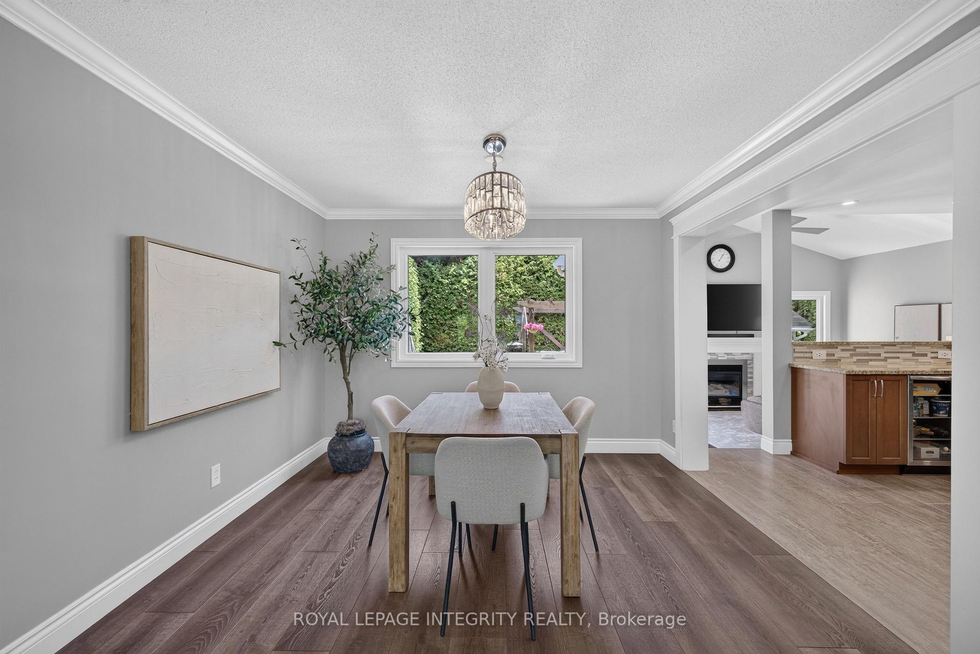 Photo 8 of 38 Pebble Creek Crescent, Ottawa, Kanata - Emerald Meadows/Trailwest — HOMEH