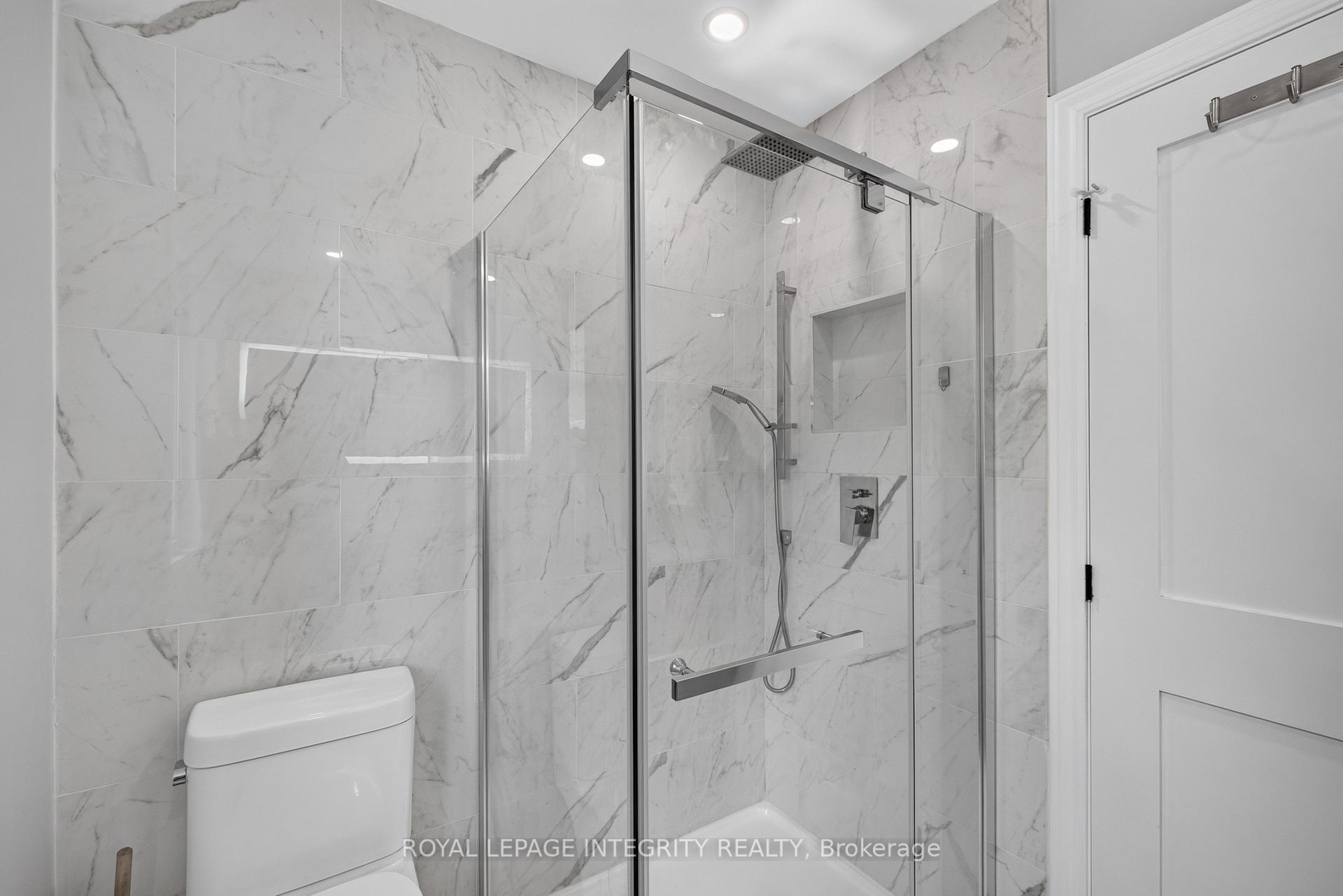 Photo 25 of 38 Pebble Creek Crescent, Ottawa, Kanata - Emerald Meadows/Trailwest — HOMEH