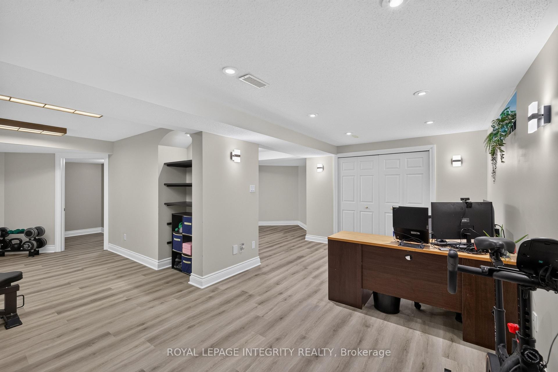 Photo 35 of 38 Pebble Creek Crescent, Ottawa, Kanata - Emerald Meadows/Trailwest — HOMEH