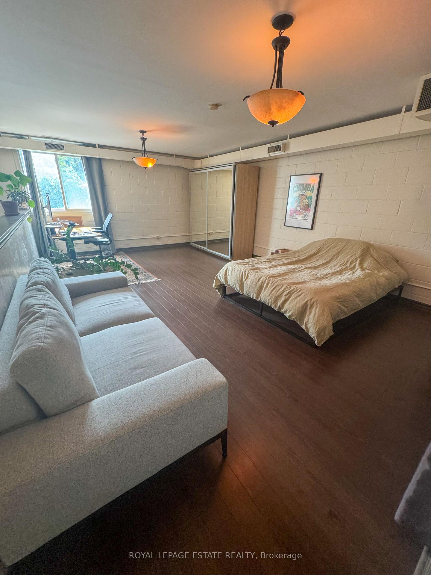 Photo 8 of Unit 2D, 325 Queen Street E, Toronto, Moss Park — HOMEH