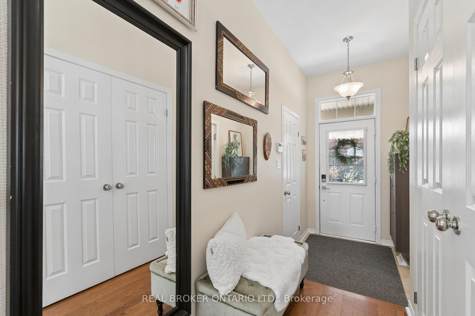 Photo 5 of 30 Doon Mills Drive, Kitchener, Doon South — HOMEH
