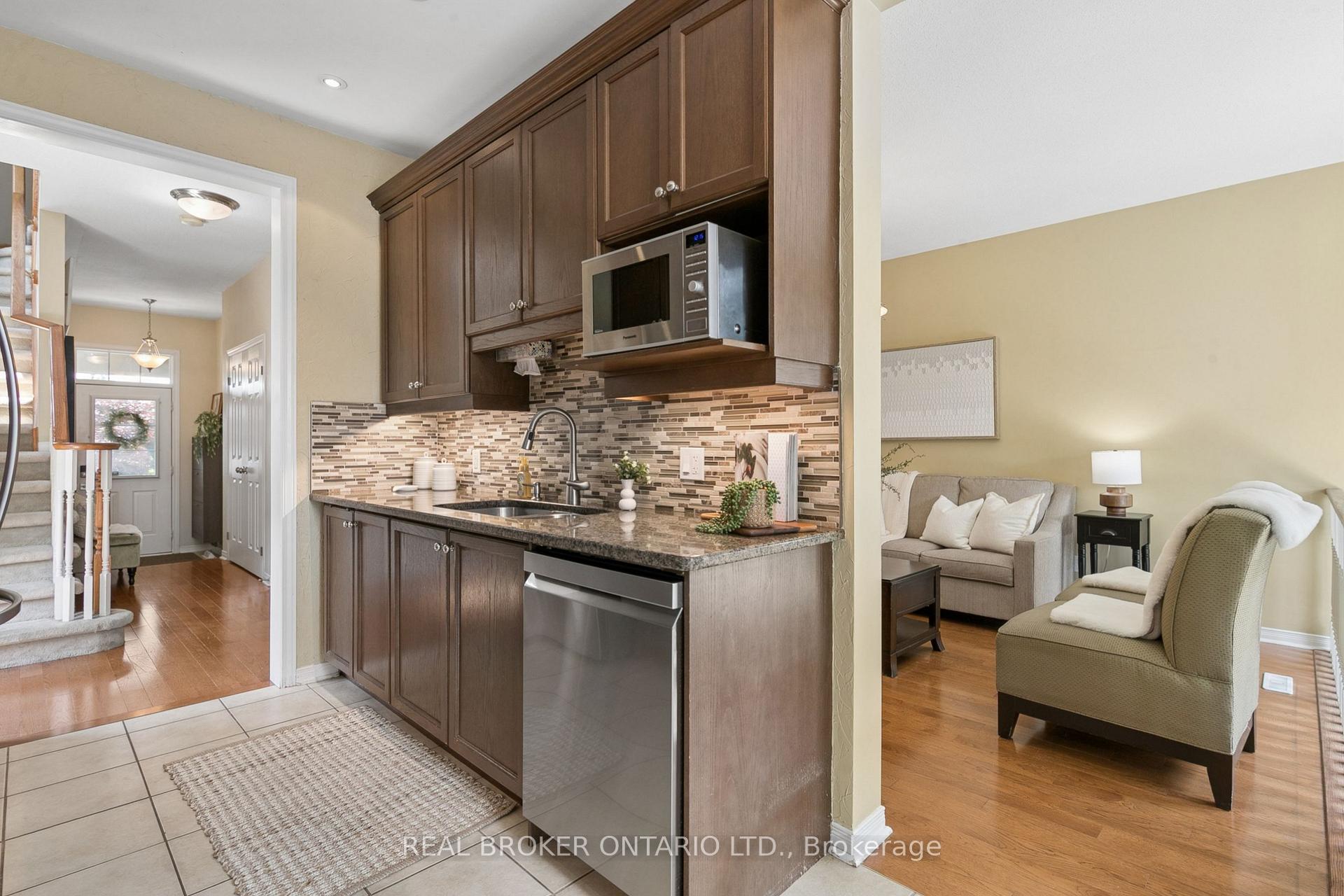 Photo 14 of 30 Doon Mills Drive, Kitchener, Doon South — HOMEH