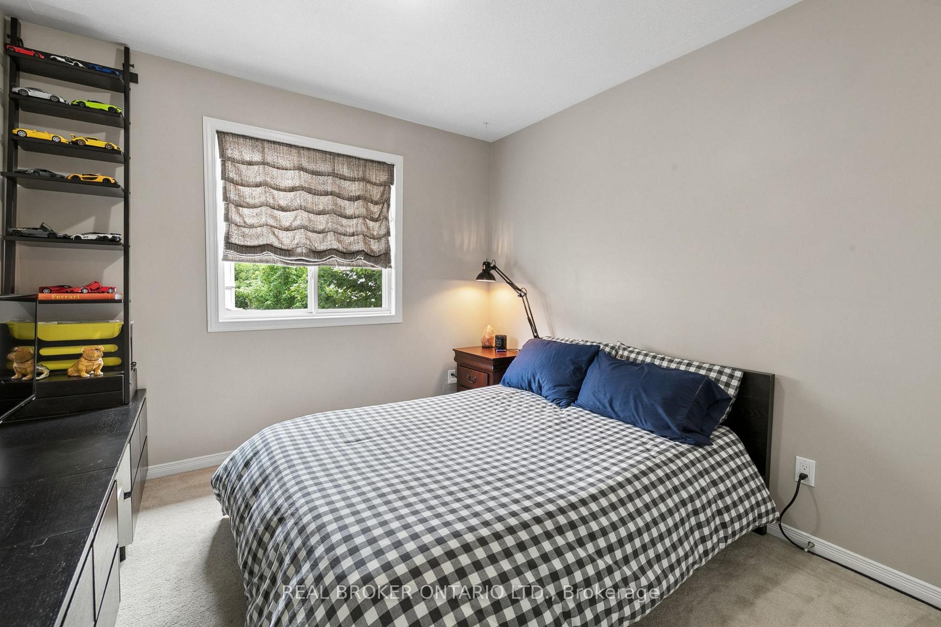 Photo 28 of 30 Doon Mills Drive, Kitchener, Doon South — HOMEH