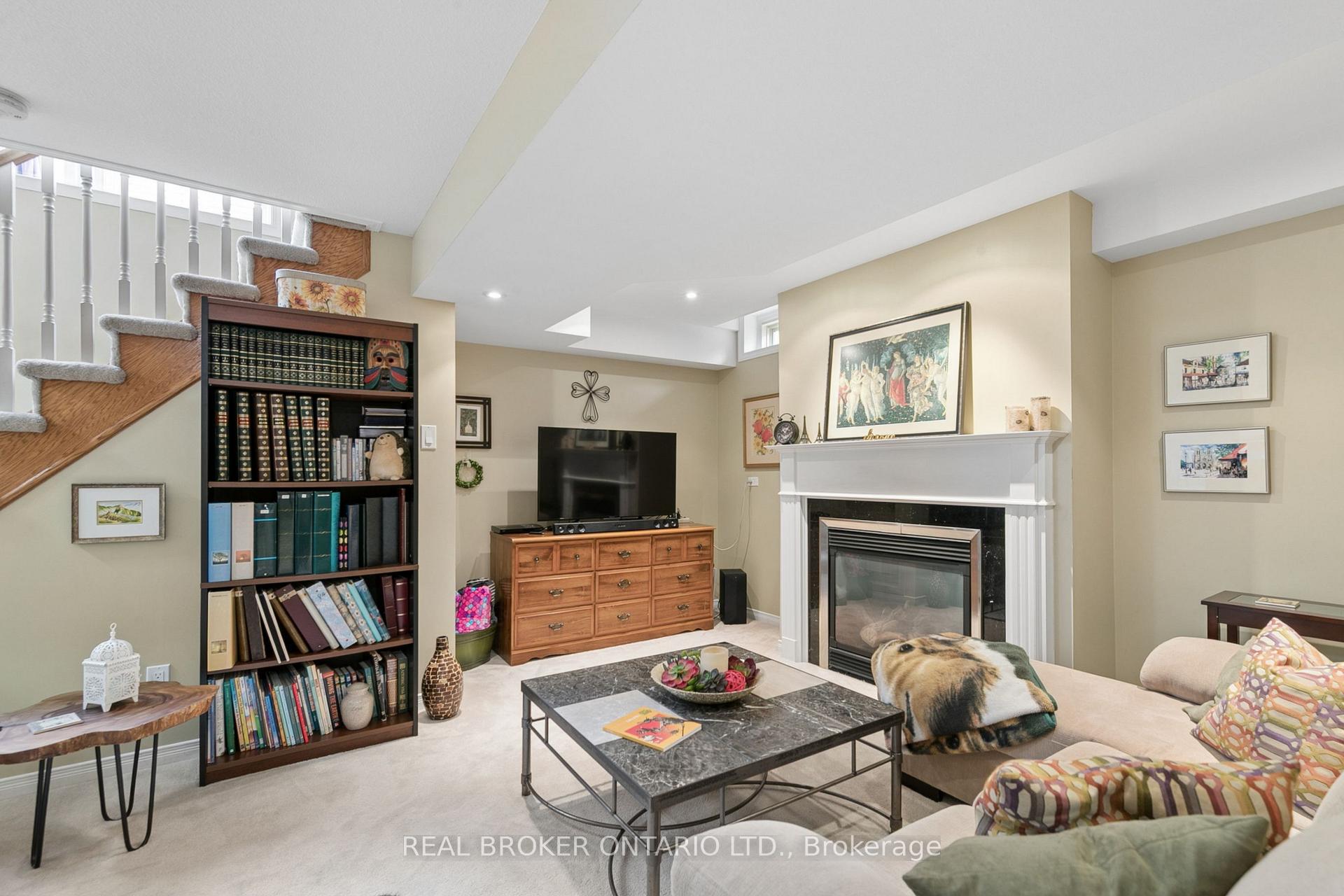 Photo 31 of 30 Doon Mills Drive, Kitchener, Doon South — HOMEH