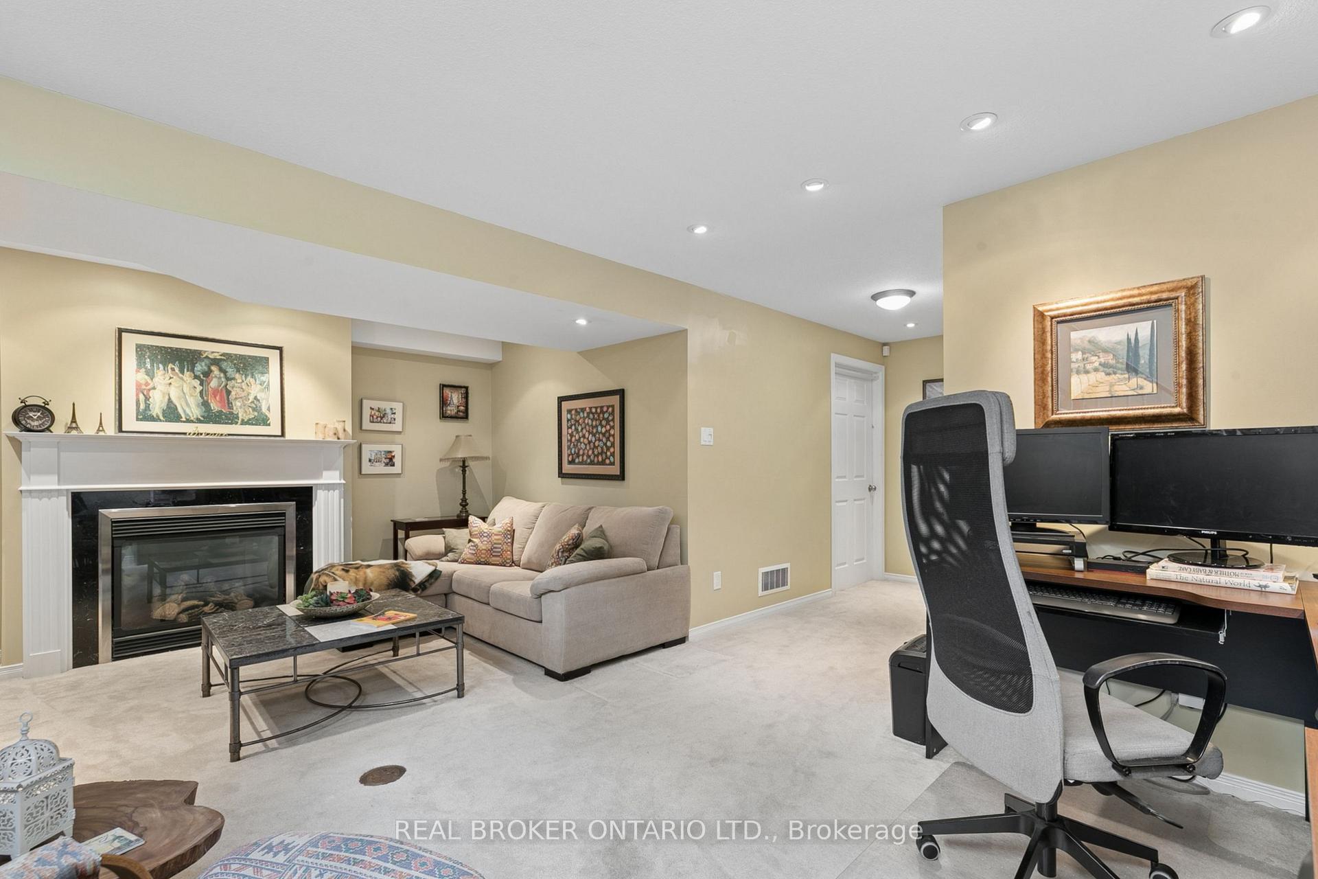Photo 34 of 30 Doon Mills Drive, Kitchener, Doon South — HOMEH