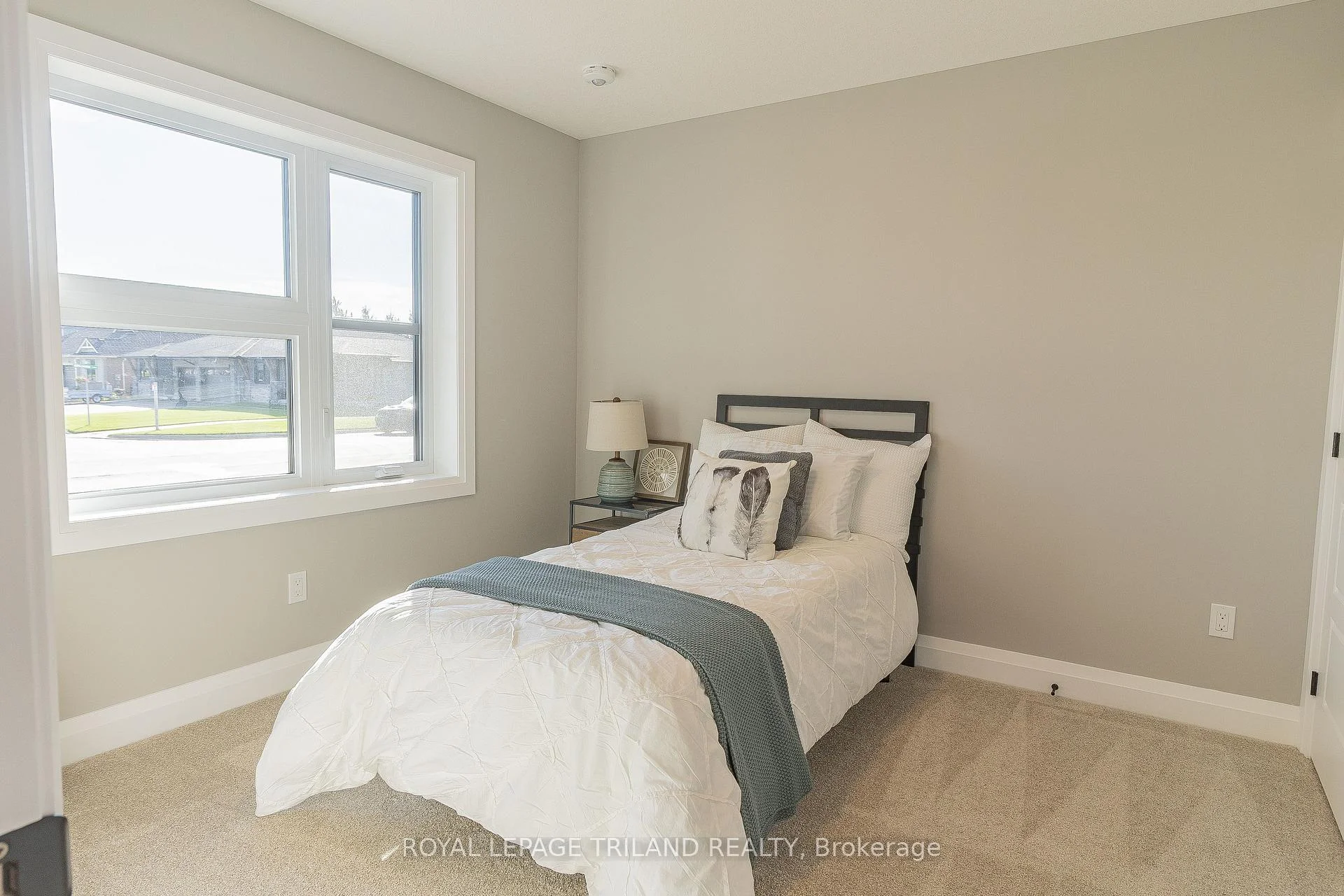 Photo 20 of 138 Benjamin Parkway, St. Thomas — HOMEH