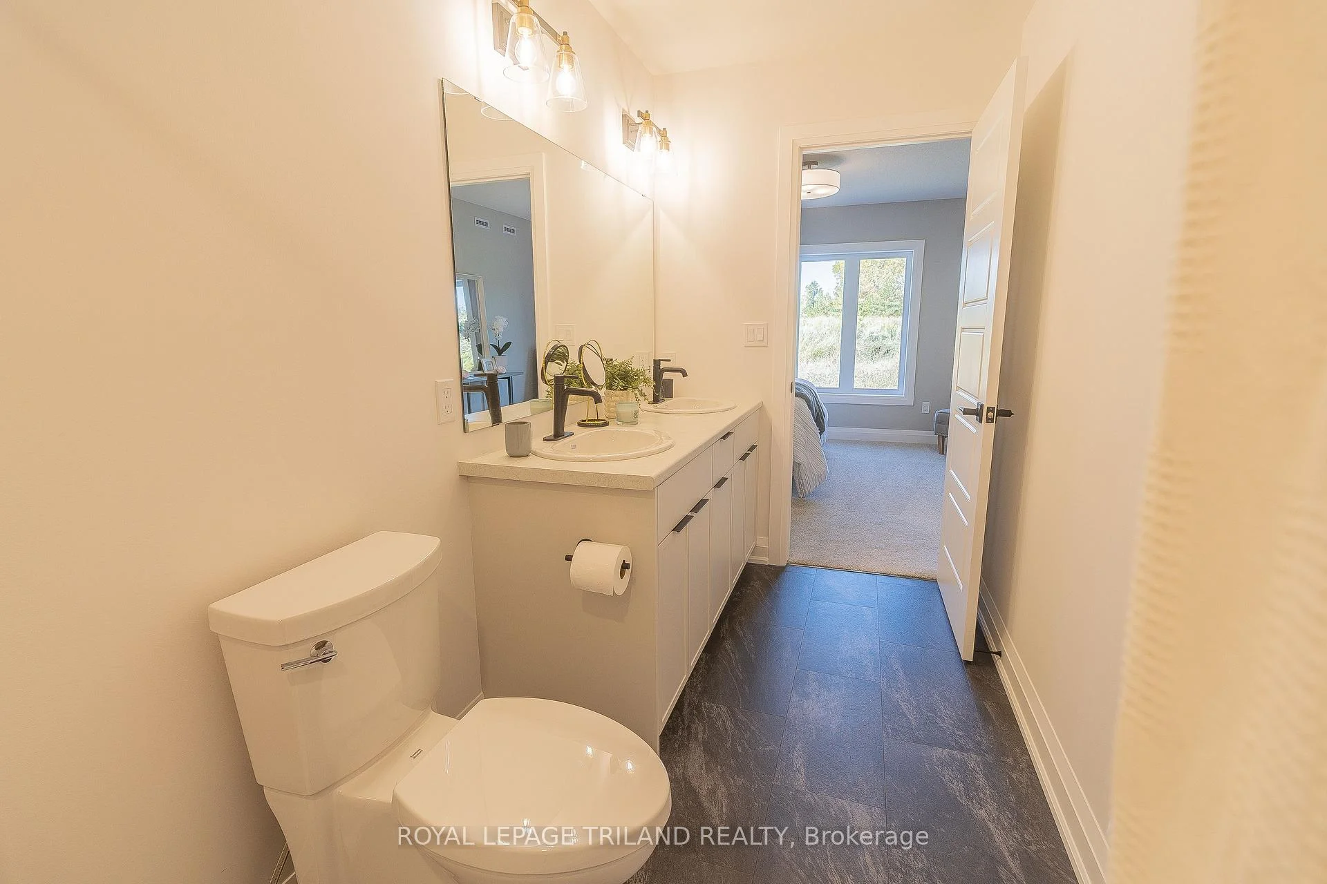Photo 25 of 138 Benjamin Parkway, St. Thomas — HOMEH