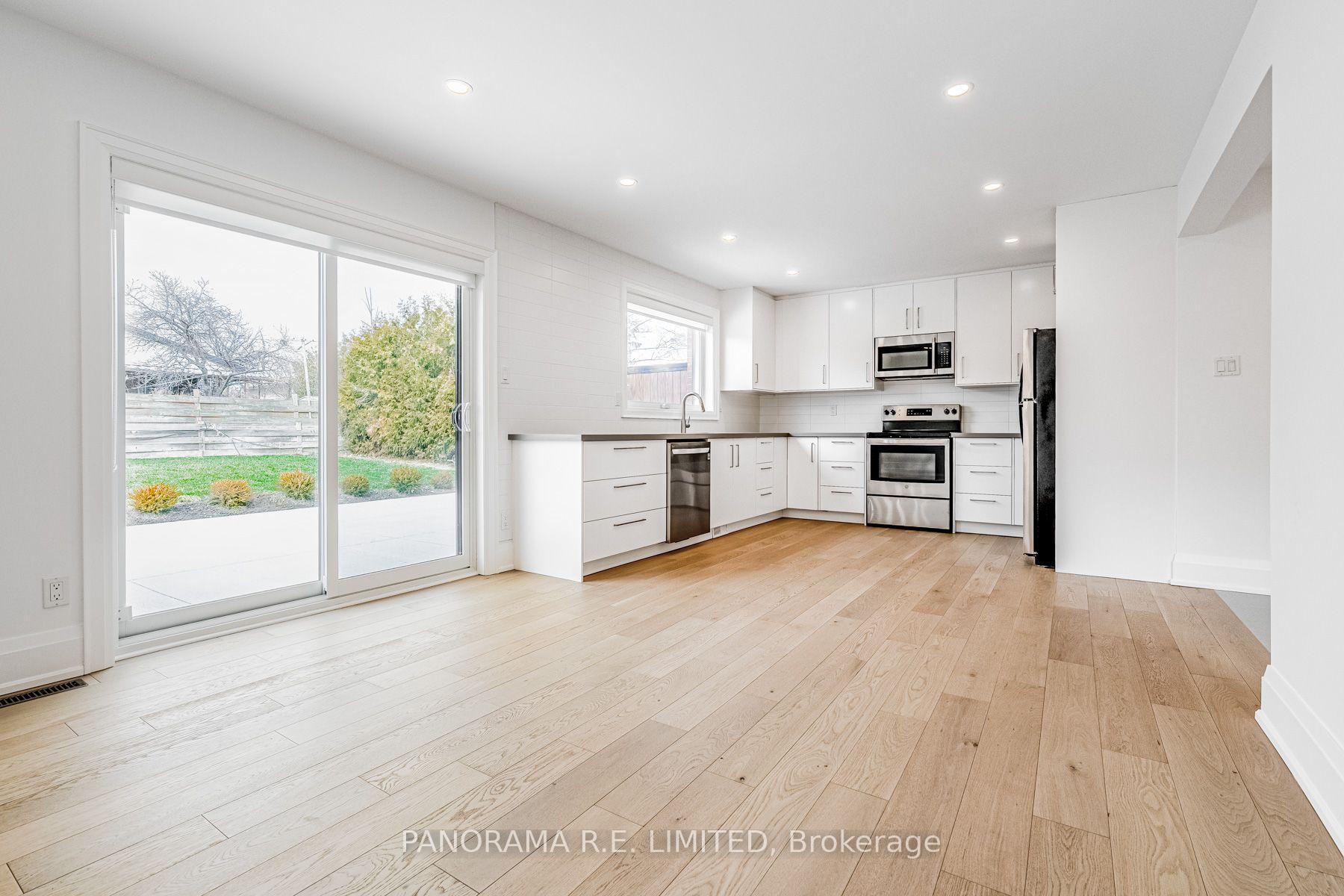 Photo 1 of Unit Lower, 674 Netherton Crescent, Mississauga, Applewood — HOMEH