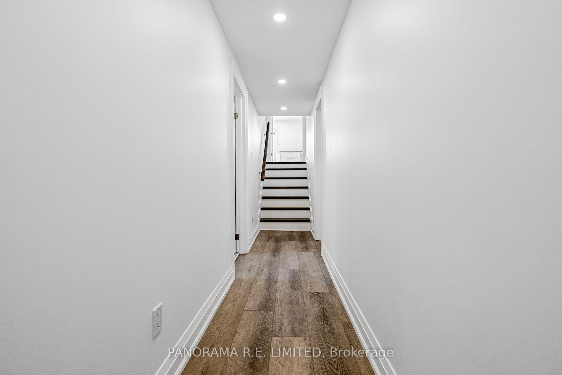 Photo 9 of Unit Lower, 674 Netherton Crescent, Mississauga, Applewood — HOMEH