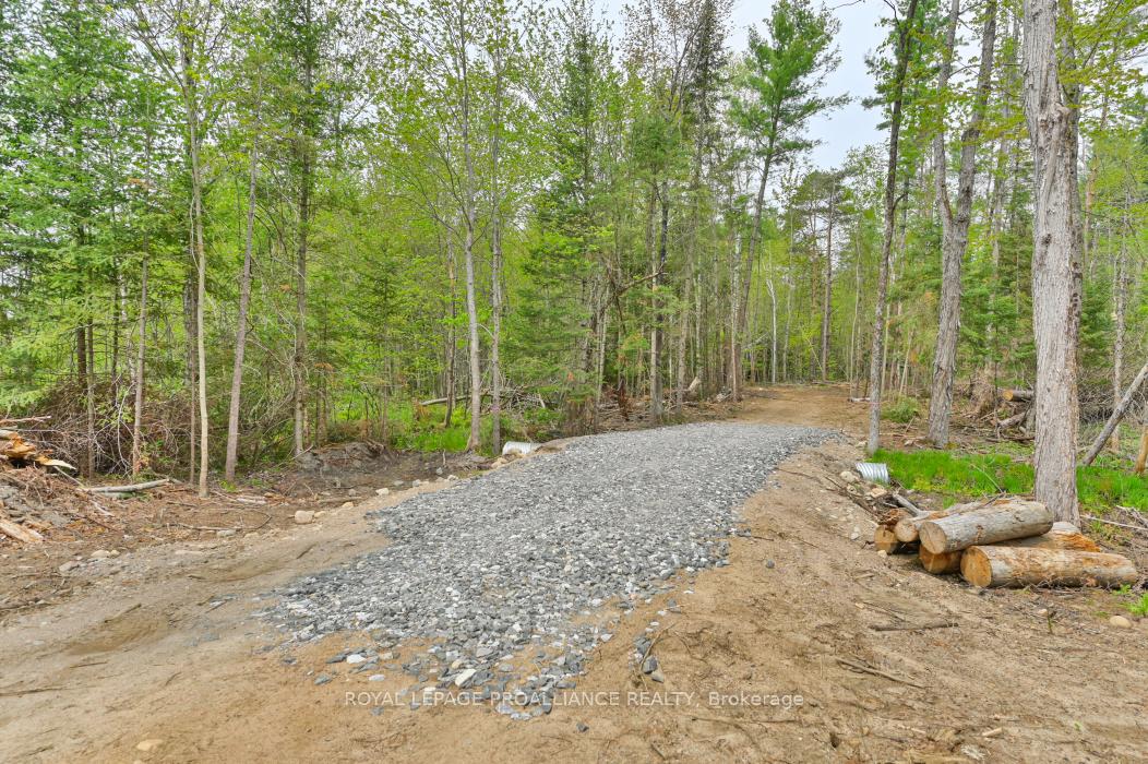 Photo 3 of 1031 Road 506, North Frontenac, Frontenac North — HOMEH