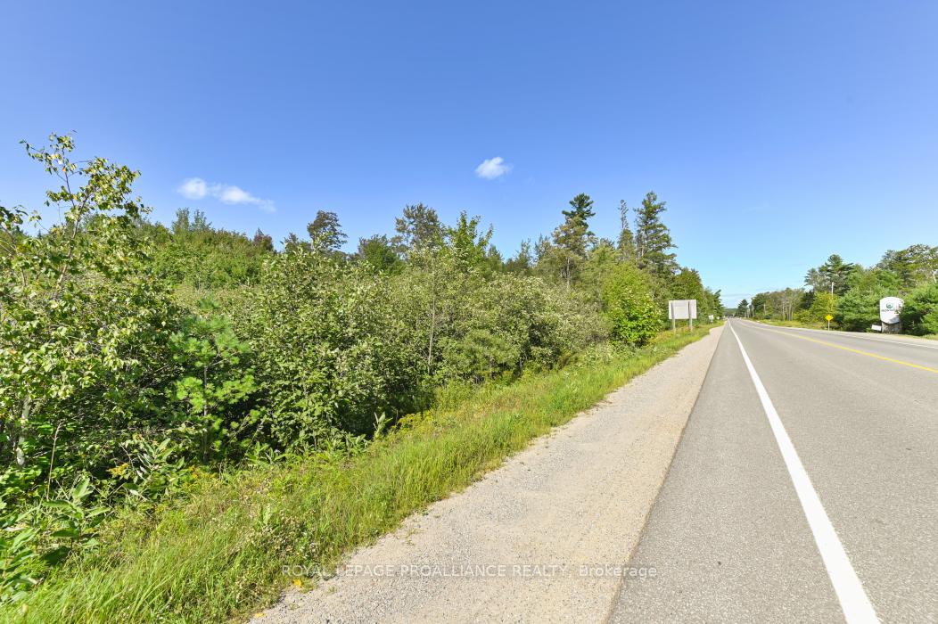 Photo 7 of 1031 Road 506, North Frontenac, Frontenac North — HOMEH