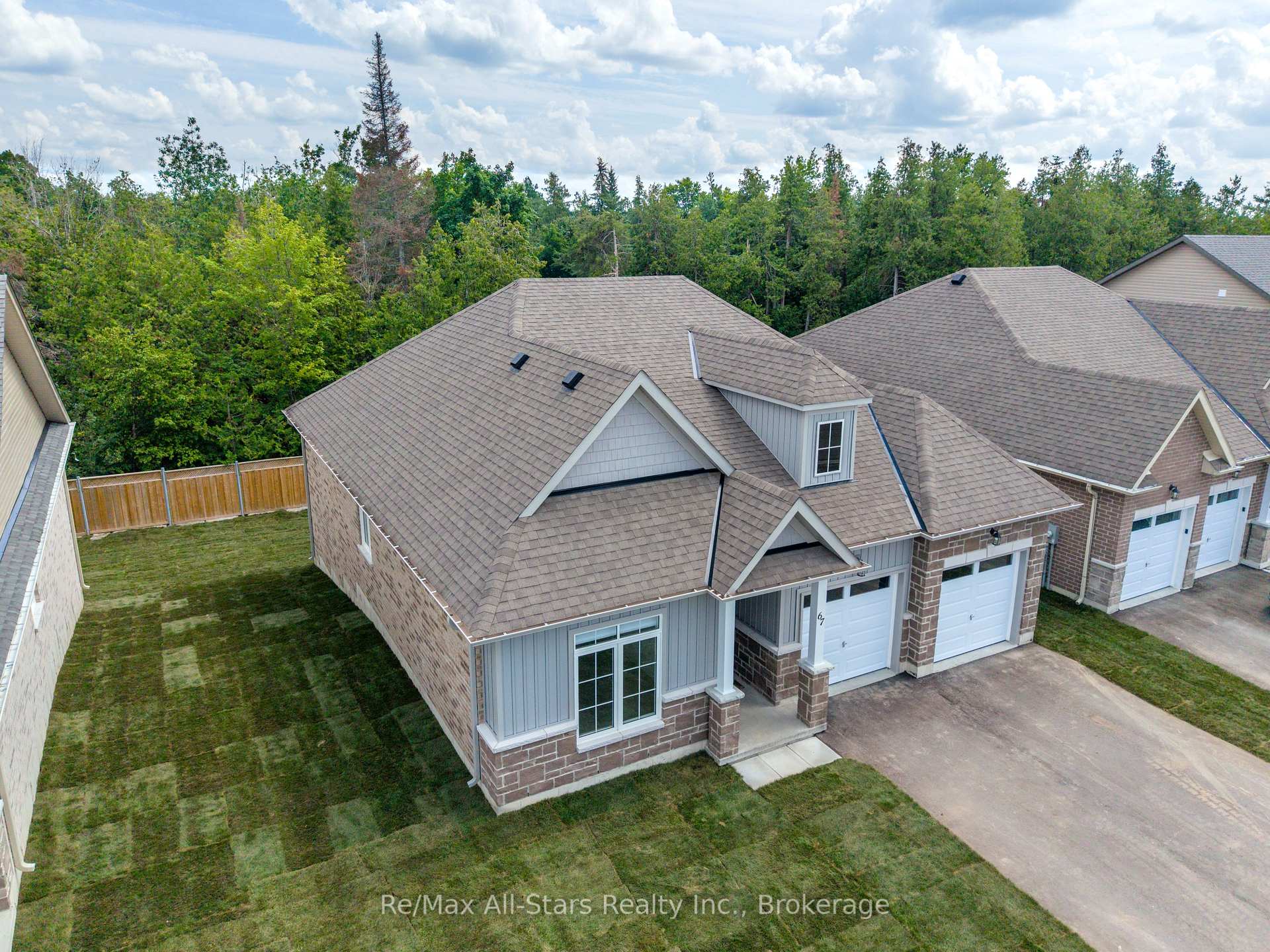 Photo 1 of 67 Hillcroft Way, Kawartha Lakes, Bobcaygeon — HOMEH