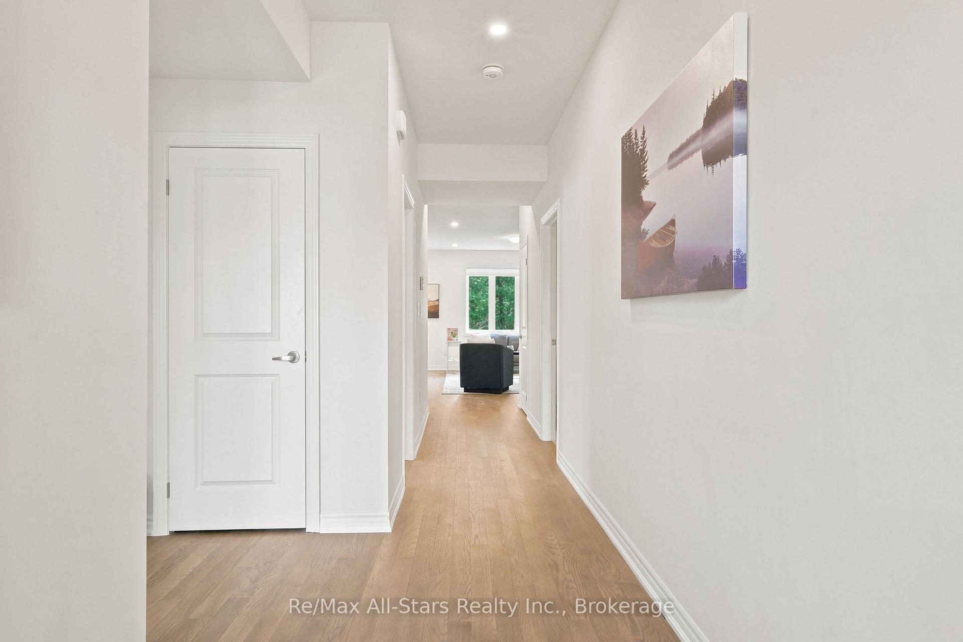 Photo 8 of 67 Hillcroft Way, Kawartha Lakes, Bobcaygeon — HOMEH