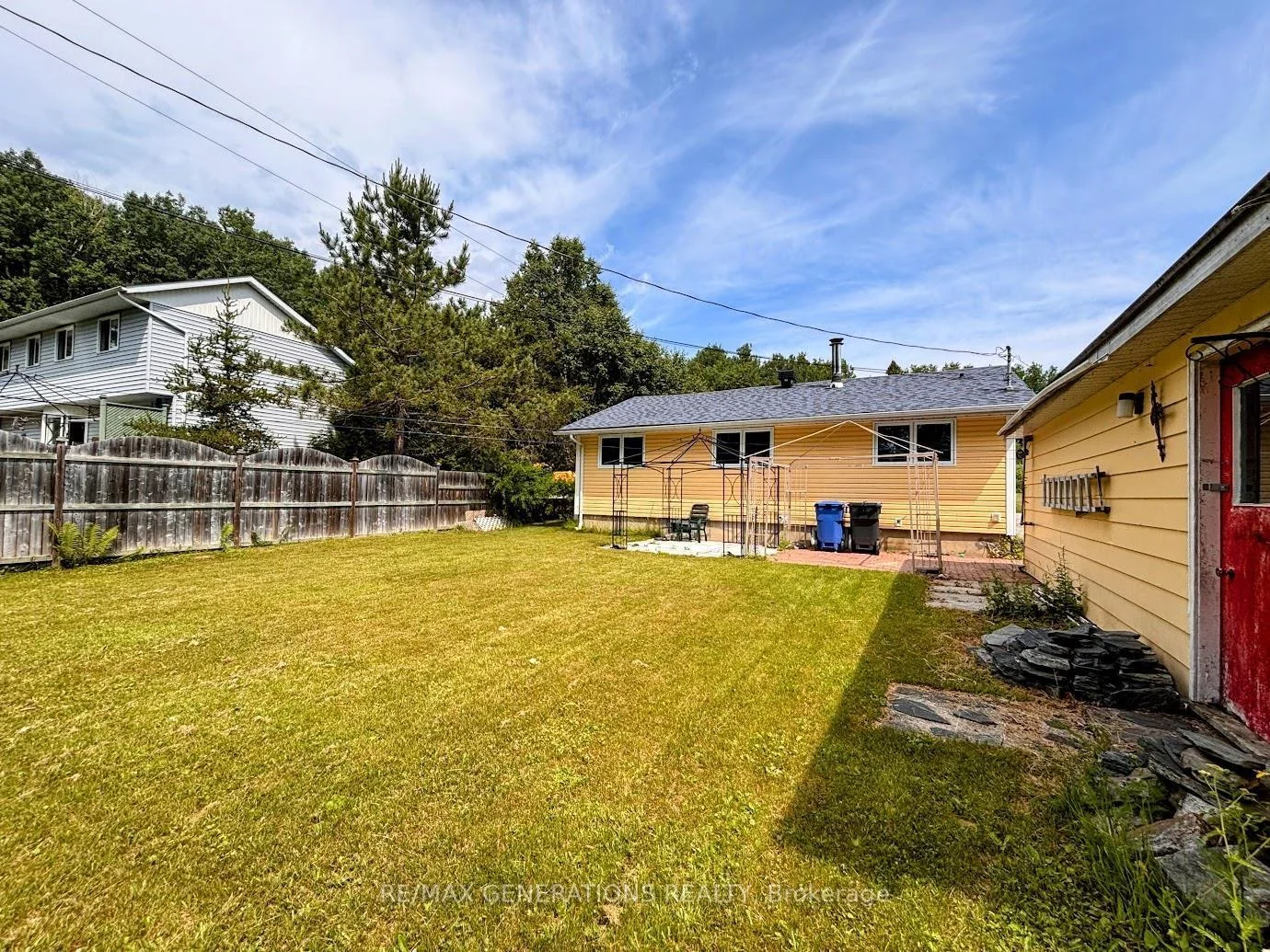 Photo 39 of 62 Redwing Avenue, Manitouwadge, TB-73 — HOMEH
