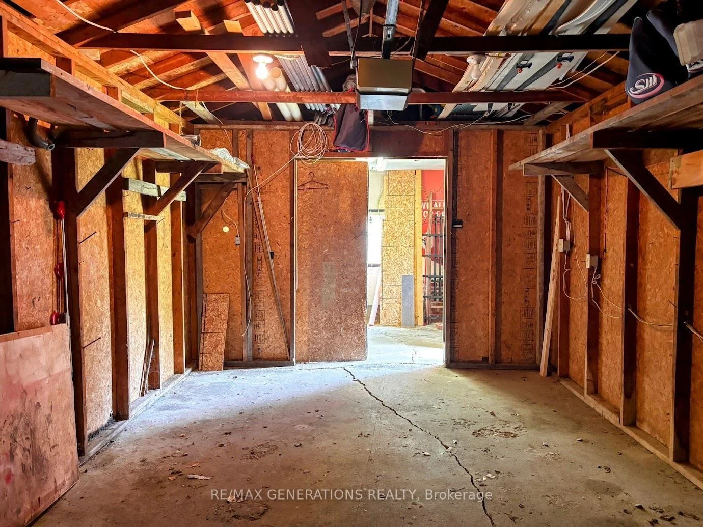 Photo 42 of 62 Redwing Avenue, Manitouwadge, TB-73 — HOMEH