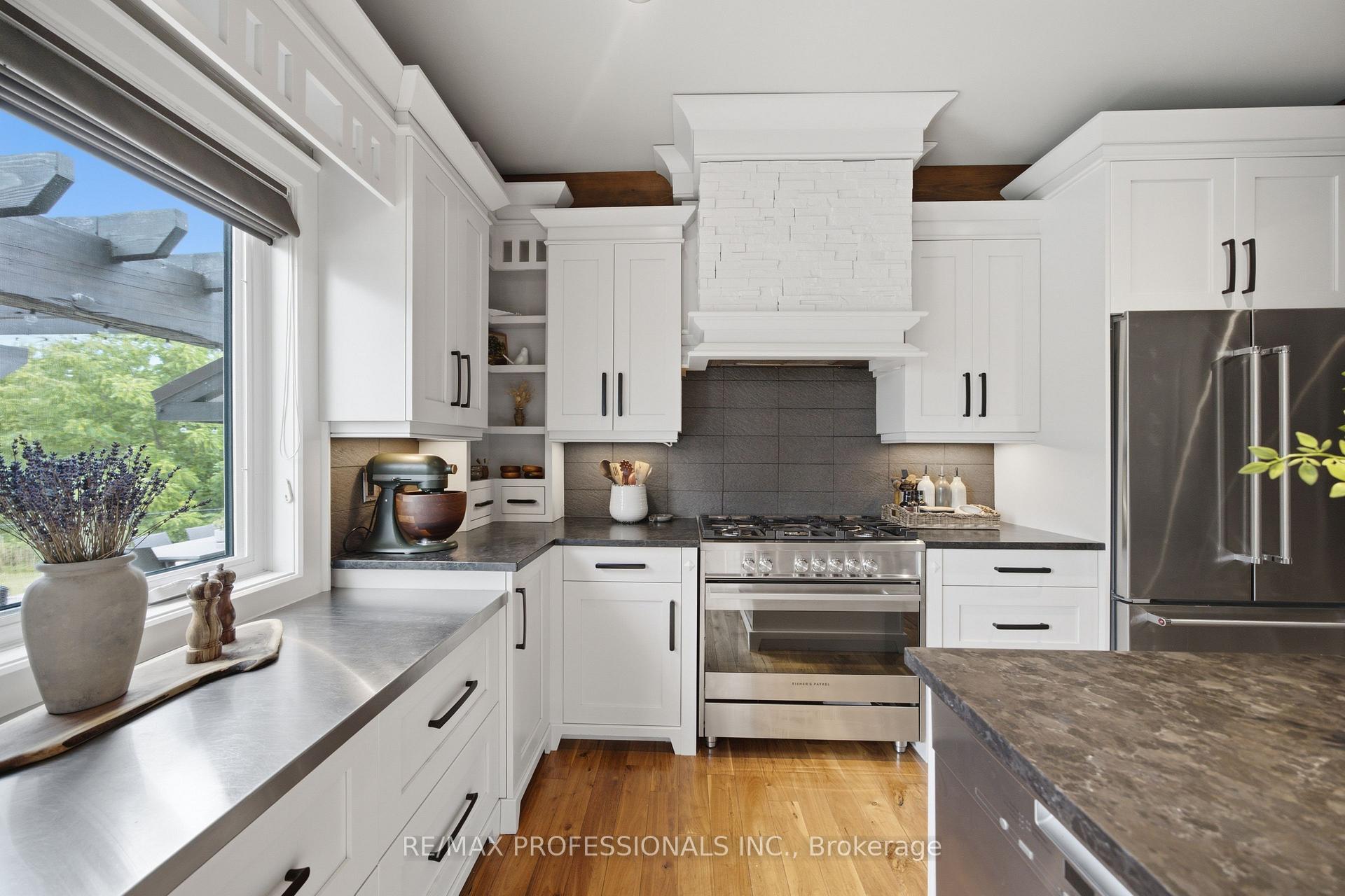 Photo 9 of 3179 Tallman Drive, Lincoln, Lincoln-Jordan/Vineland — HOMEH