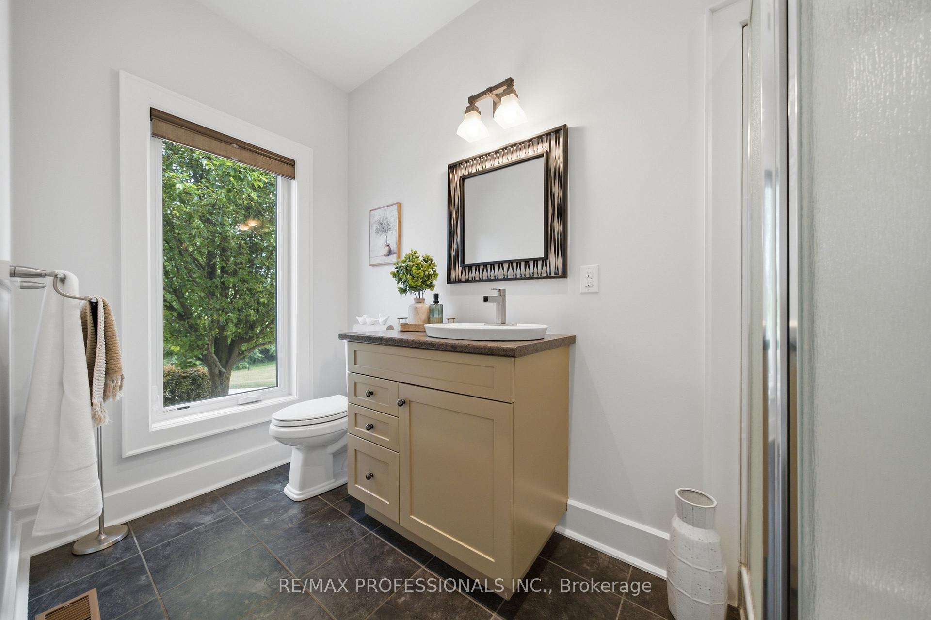 Photo 15 of 3179 Tallman Drive, Lincoln, Lincoln-Jordan/Vineland — HOMEH