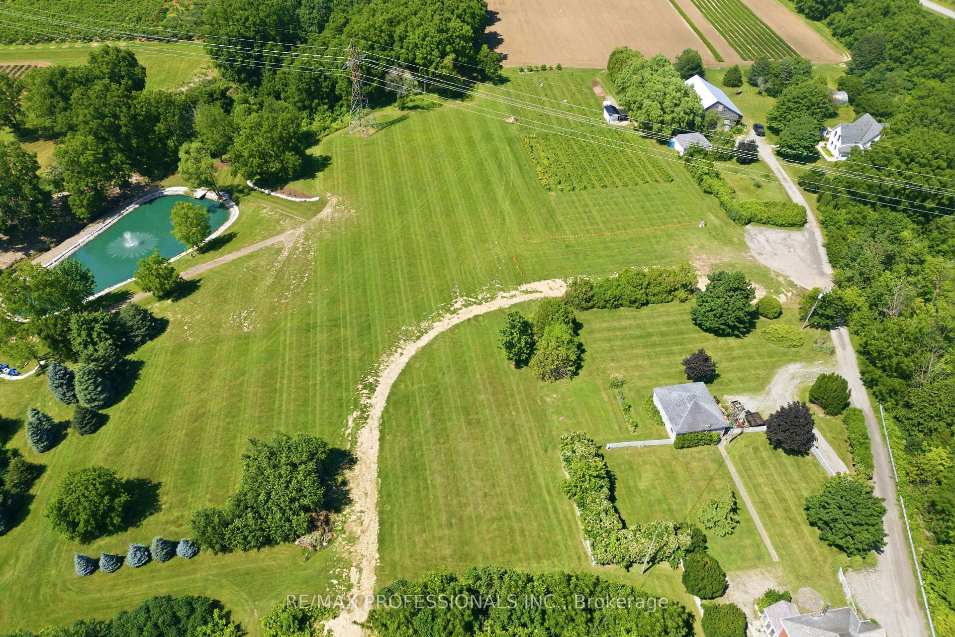 Photo 9 of 3155 Tallman Drive, Lincoln, Lincoln-Jordan/Vineland — HOMEH