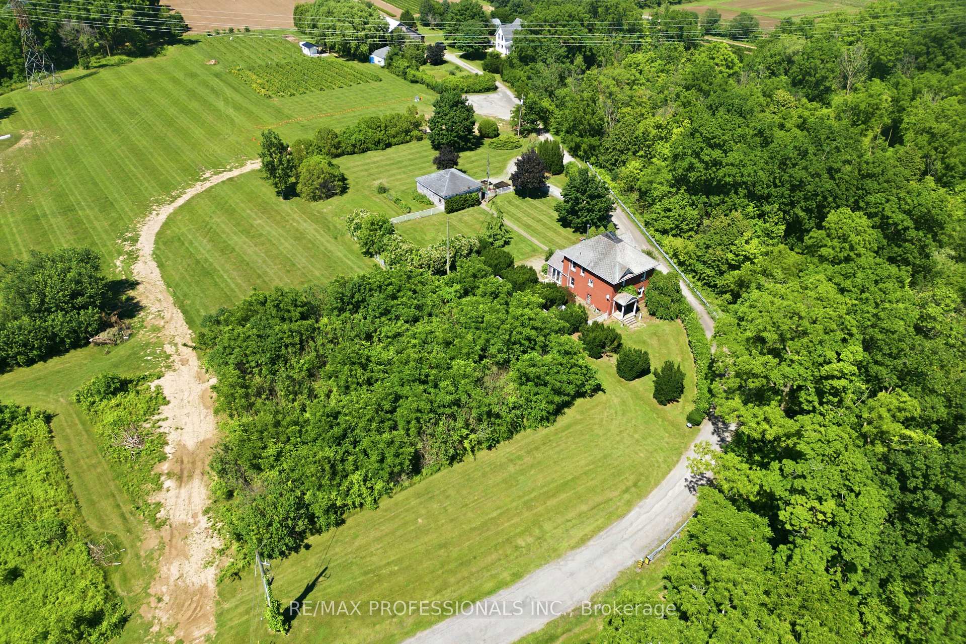 Photo 41 of 3155 Tallman Drive, Lincoln, Lincoln-Jordan/Vineland — HOMEH