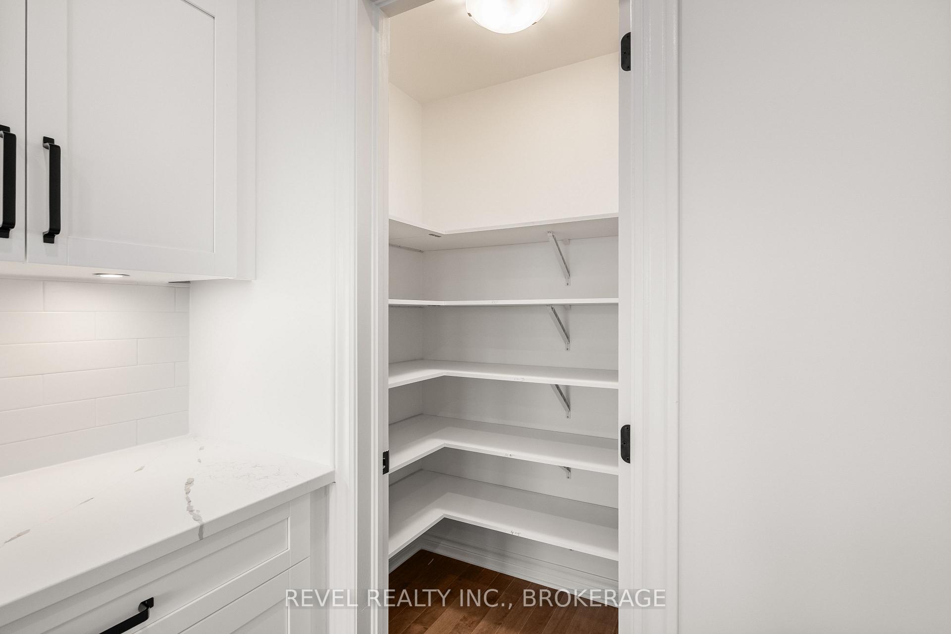 Photo 10 of 1075 Barrow Avenue, Kingston, East Gardiners Rd — HOMEH