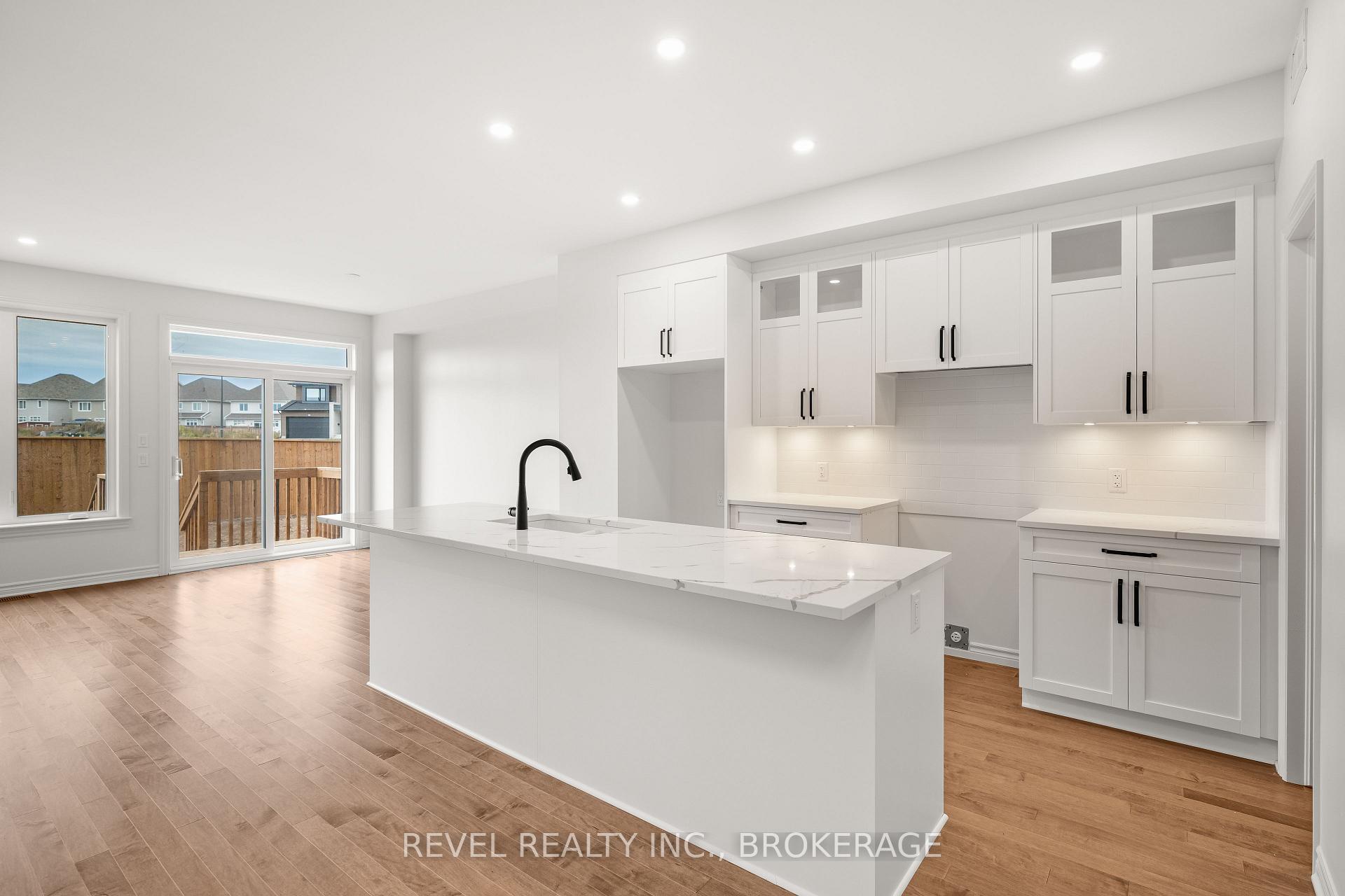 Photo 11 of 1075 Barrow Avenue, Kingston, East Gardiners Rd — HOMEH