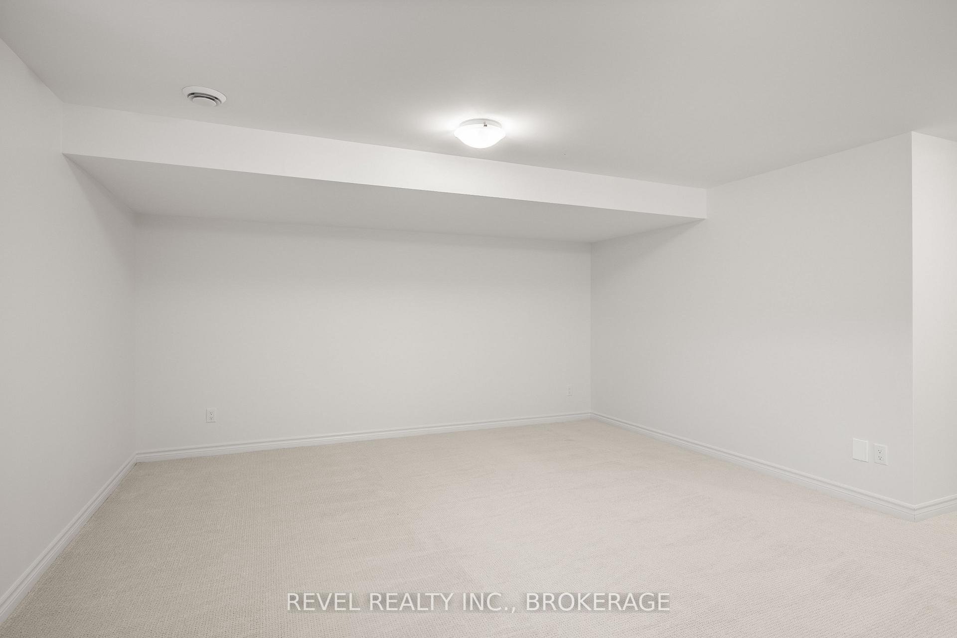 Photo 15 of 1075 Barrow Avenue, Kingston, East Gardiners Rd — HOMEH