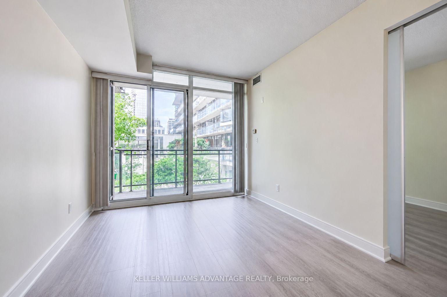 Photo 17 of Unit 332, 8 Telegram Mews, Toronto, Waterfront Communities — HOMEH