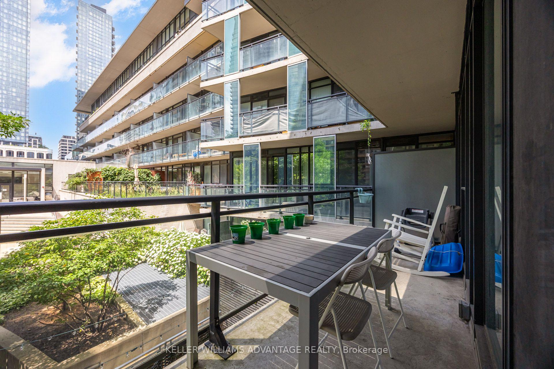Photo 23 of Unit 332, 8 Telegram Mews, Toronto, Waterfront Communities — HOMEH