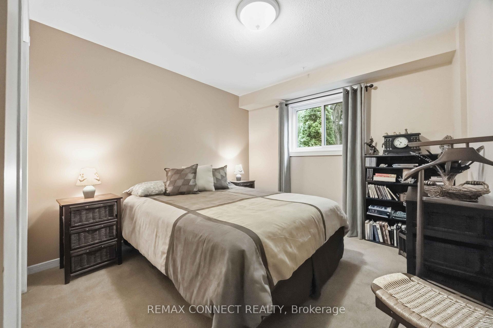 Photo 19 of 150 Pringle Drive, Whitby, Pringle Creek — HOMEH