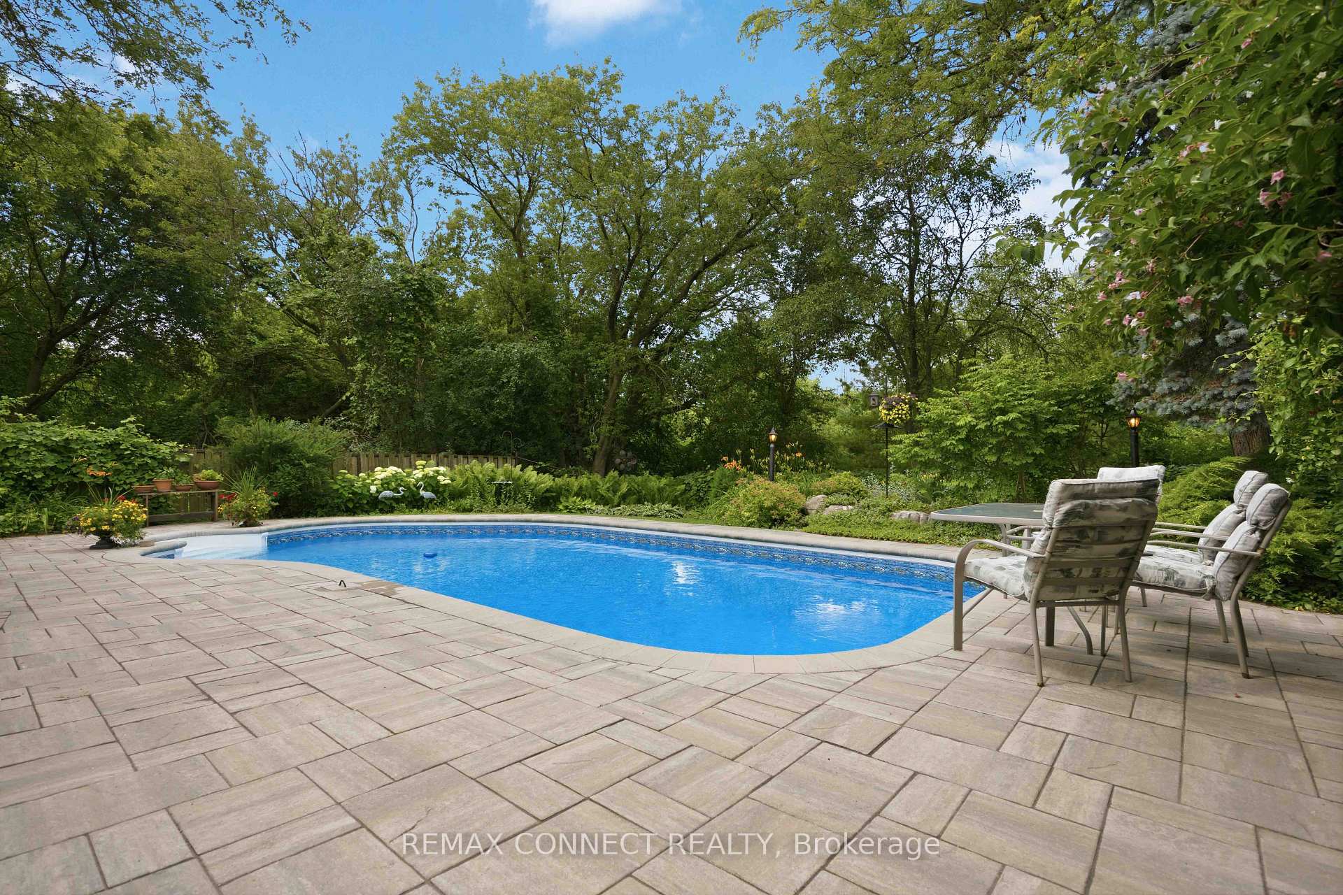 Photo 28 of 150 Pringle Drive, Whitby, Pringle Creek — HOMEH