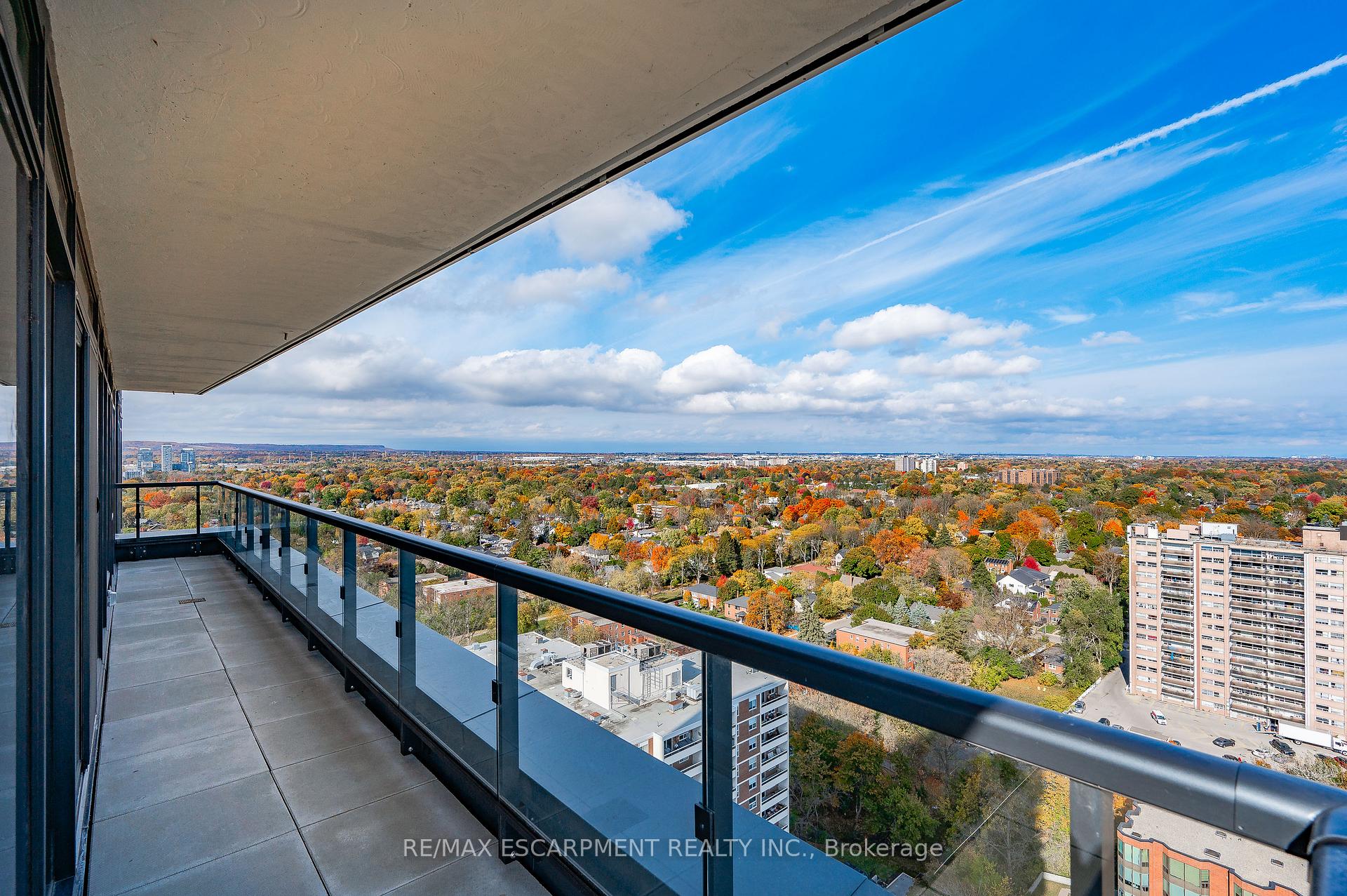 Photo 4 of Unit 1503, 370 Martha Street, Burlington, Brant — HOMEH