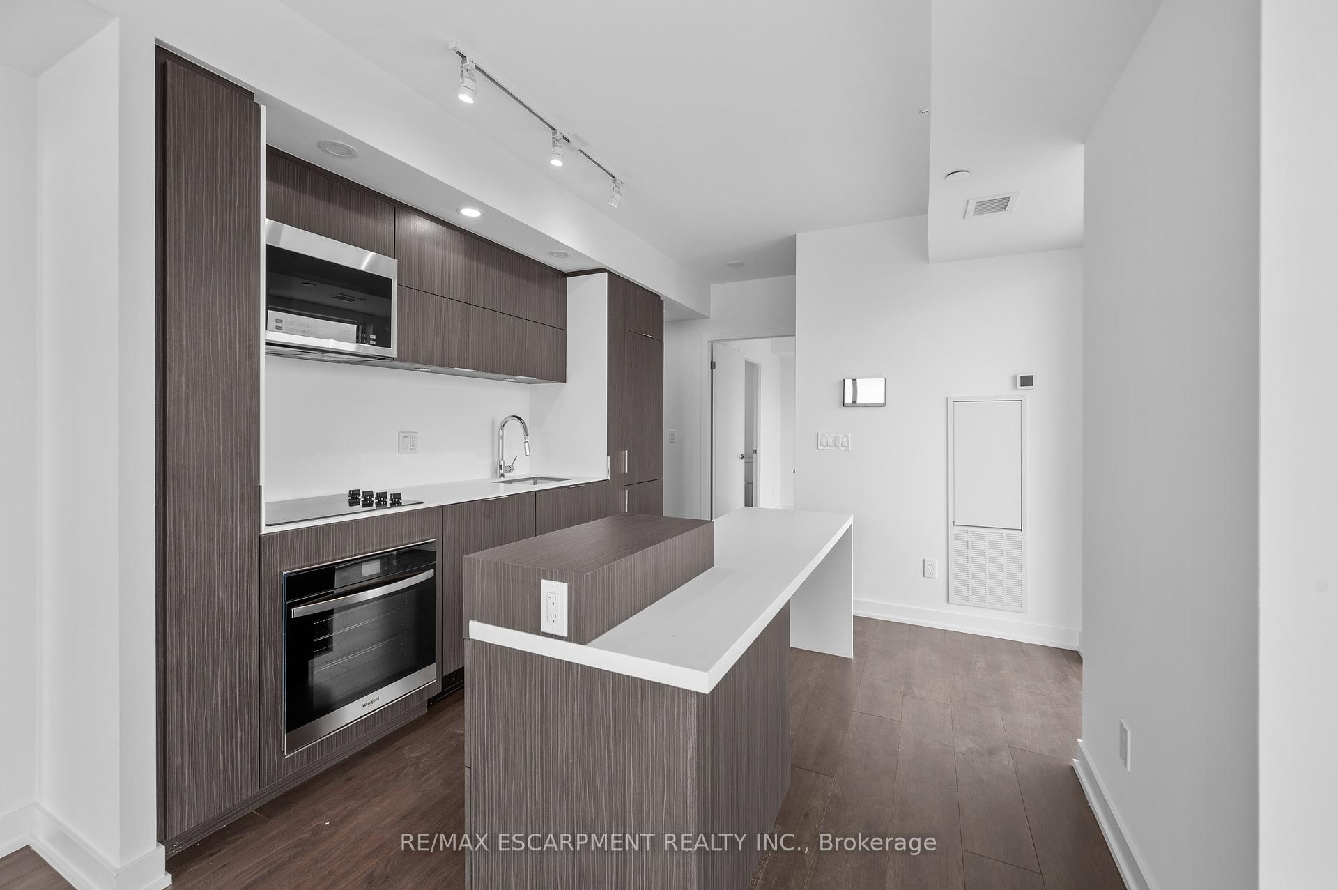 Photo 7 of Unit 1503, 370 Martha Street, Burlington, Brant — HOMEH