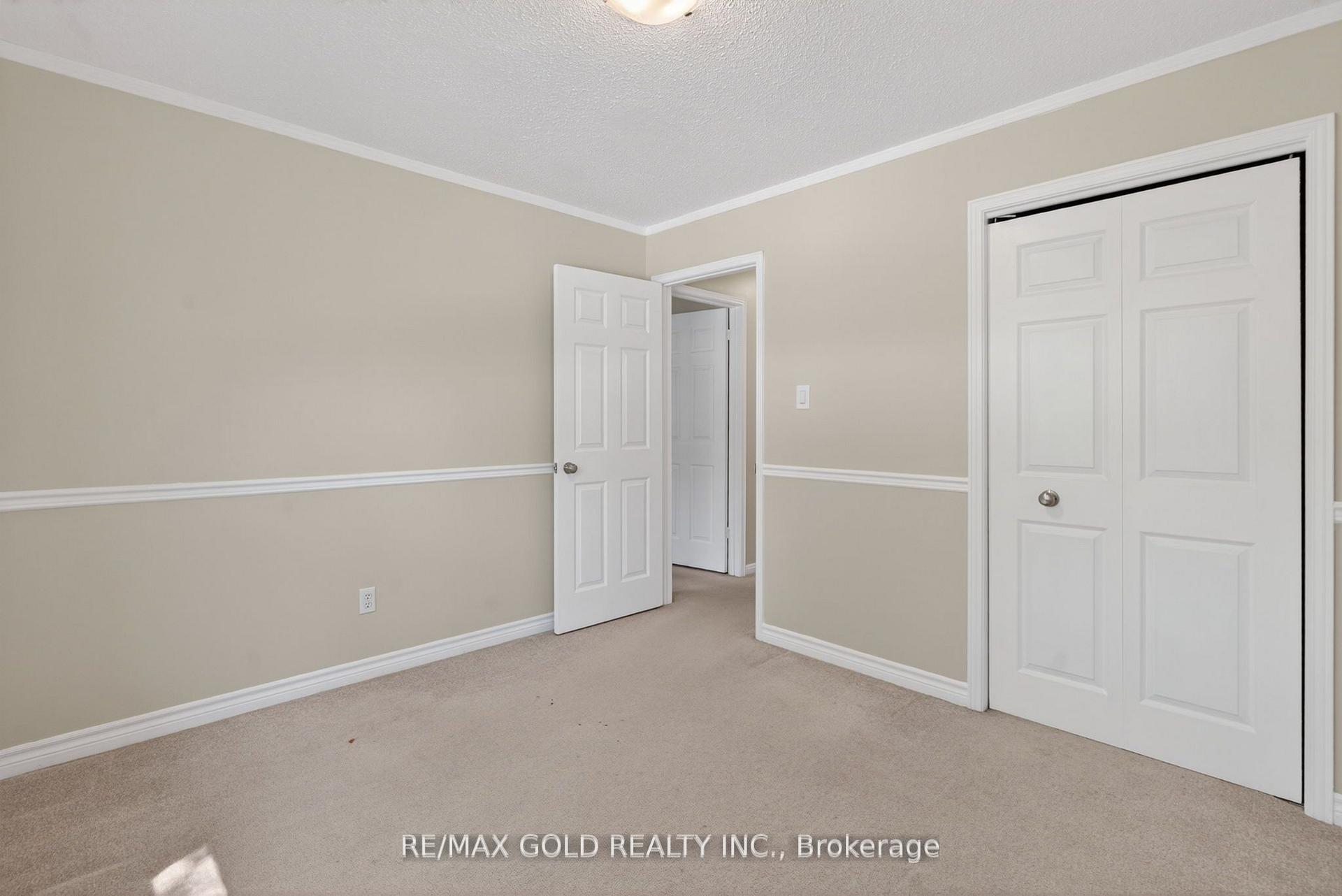 Photo 22 of 14 Cairnmore Court, Brampton, Snelgrove — HOMEH