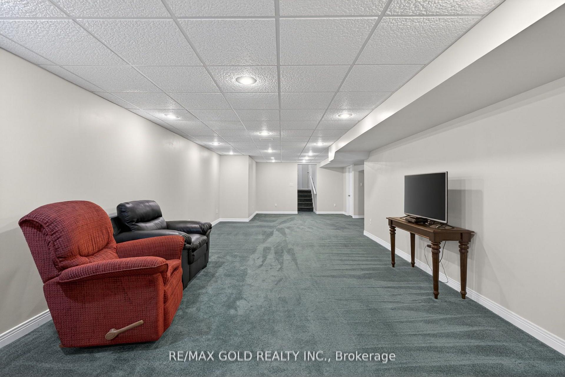 Photo 38 of 14 Cairnmore Court, Brampton, Snelgrove — HOMEH