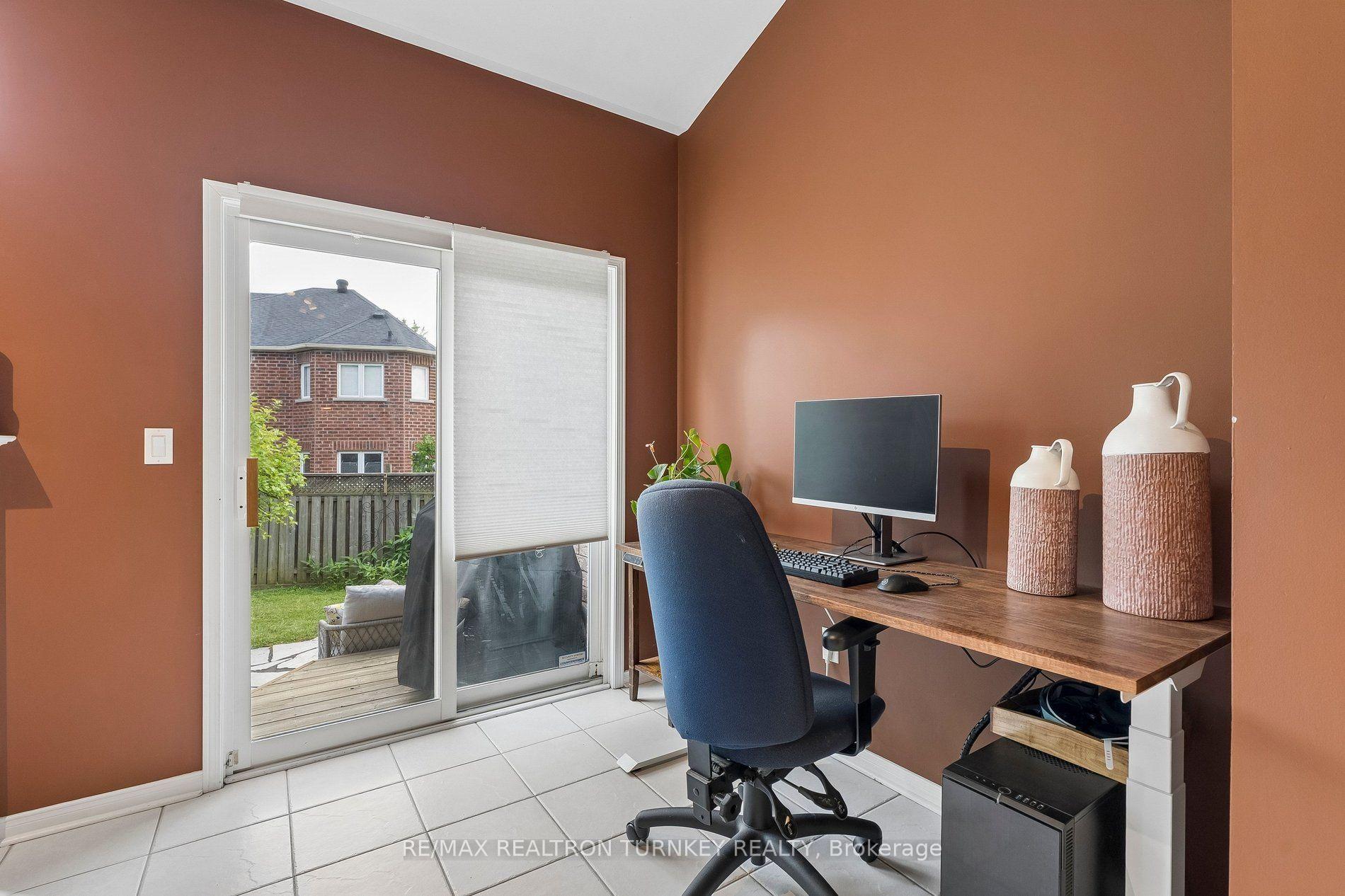 Photo 7 of 7 Thomas Bales Drive, Markham, Berczy — HOMEH