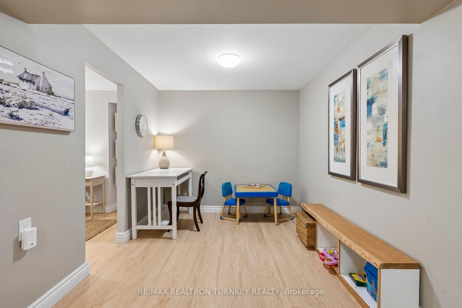 Photo 22 of 7 Thomas Bales Drive, Markham, Berczy — HOMEH
