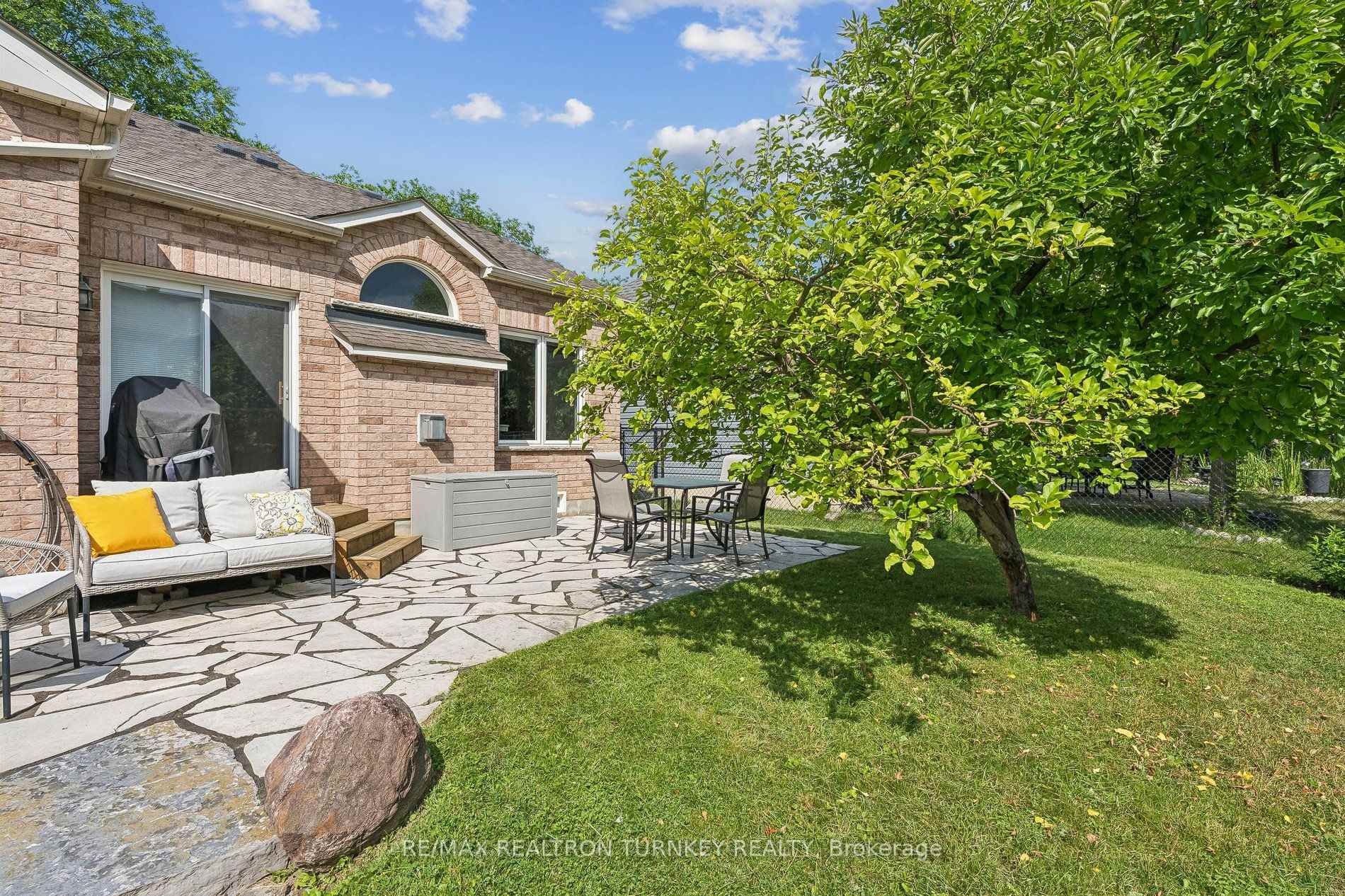 Photo 34 of 7 Thomas Bales Drive, Markham, Berczy — HOMEH