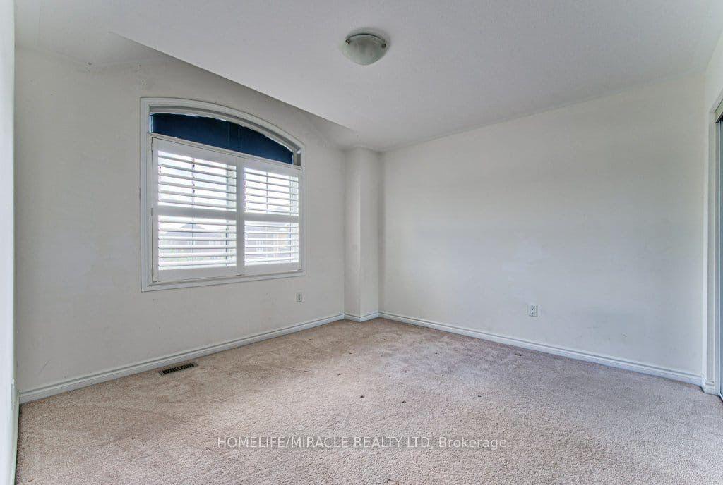 Photo 16 of 71 Pointer Street, Cambridge, Preston Heights — HOMEH