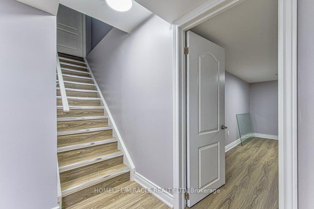 Photo 44 of 71 Pointer Street, Cambridge, Preston Heights — HOMEH