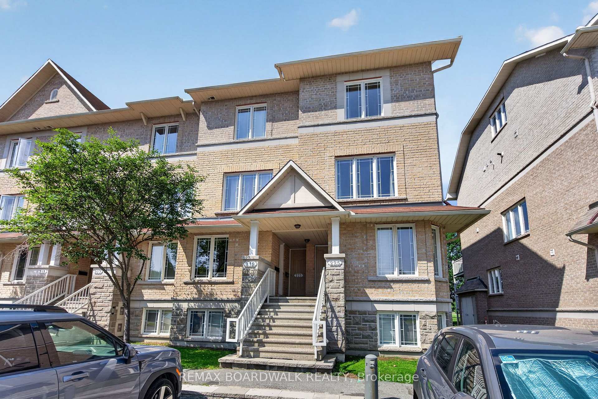 Photo 1 of 223 Paseo Private, Ottawa, Centrepointe — HOMEH