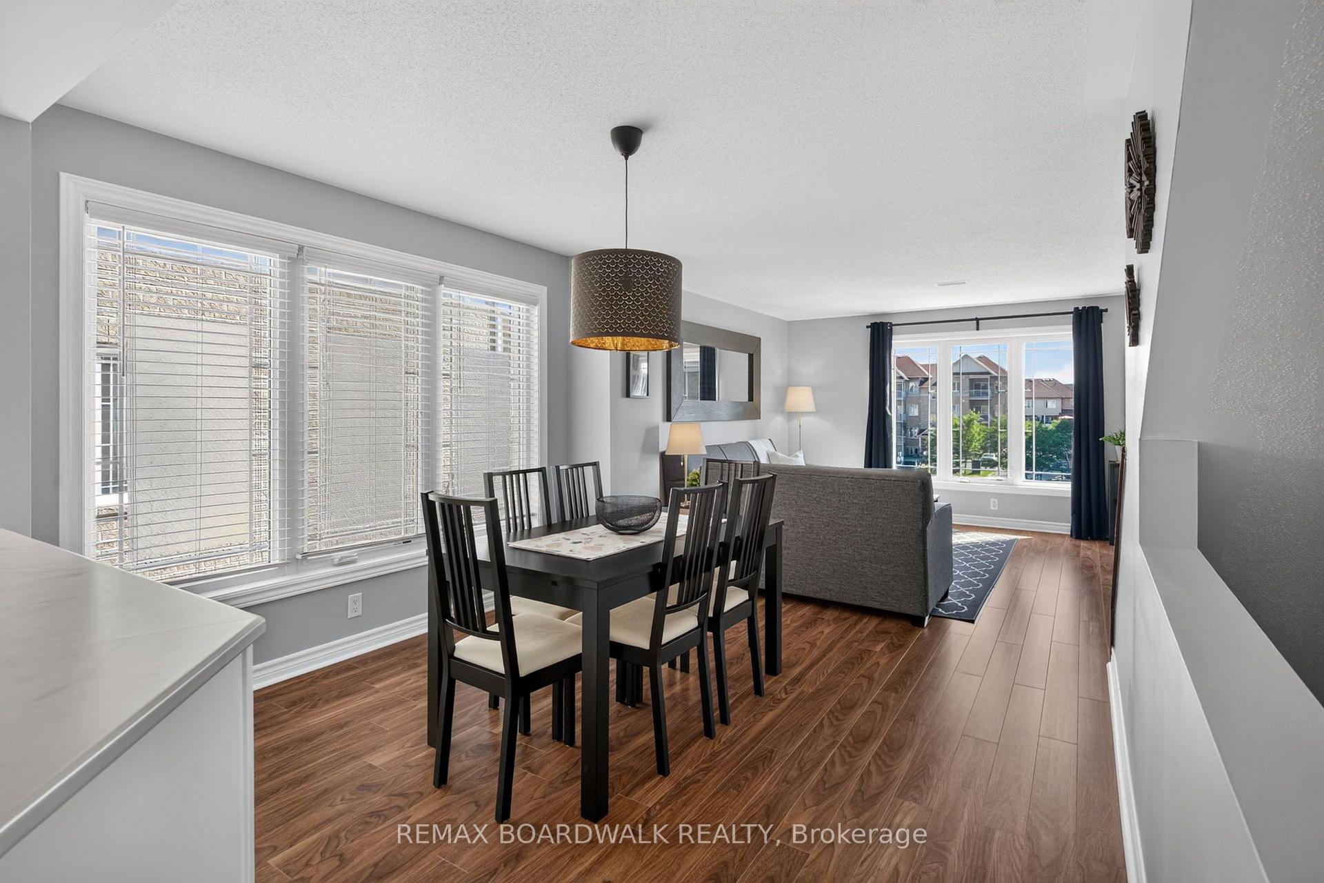 Photo 3 of 223 Paseo Private, Ottawa, Centrepointe — HOMEH