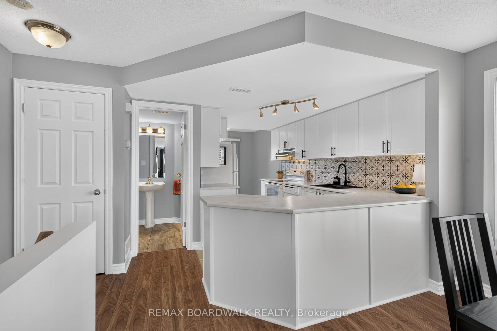 Photo 4 of 223 Paseo Private, Ottawa, Centrepointe — HOMEH