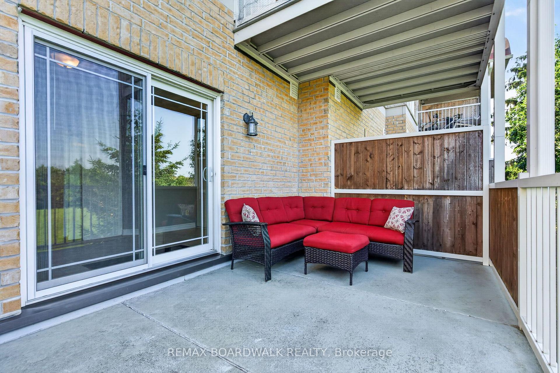 Photo 10 of 223 Paseo Private, Ottawa, Centrepointe — HOMEH