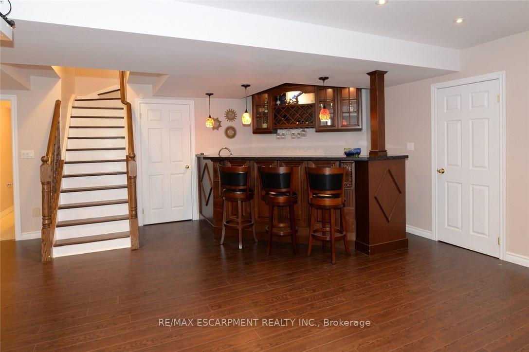 Photo 23 of 24 Bosworth Street, Hamilton, Meadowlands — HOMEH