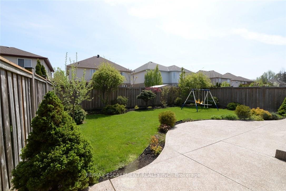 Photo 30 of 24 Bosworth Street, Hamilton, Meadowlands — HOMEH